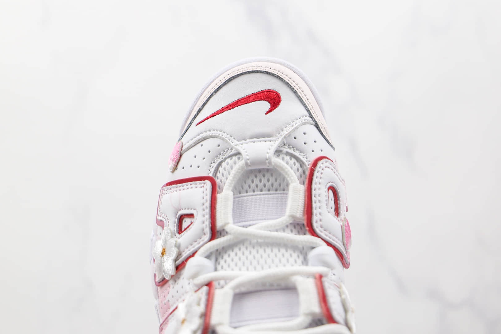 耐克Nike Air More Uptempo纯原版本皮蓬樱花粉篮球鞋原楦头纸板打造 货号:DJ5988-100