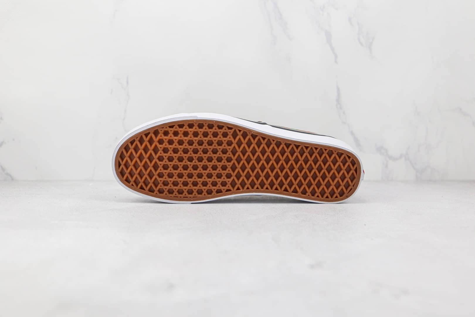 万斯Vans 2021 x BAPE猿人头联名款公司级低帮迷彩色硫化帆布鞋原盒原标 货号：VN0A38EN7BC