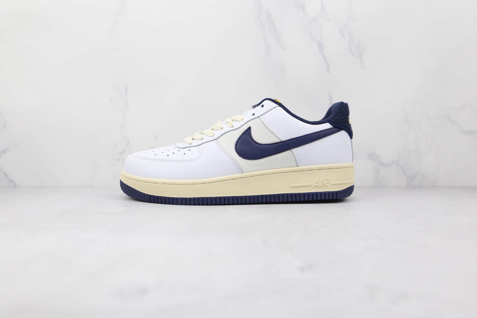 耐克Nike Air Force 1纯原版本低帮空军一号白蓝色毛绒尾板鞋内置气垫 货号:DO5220-141