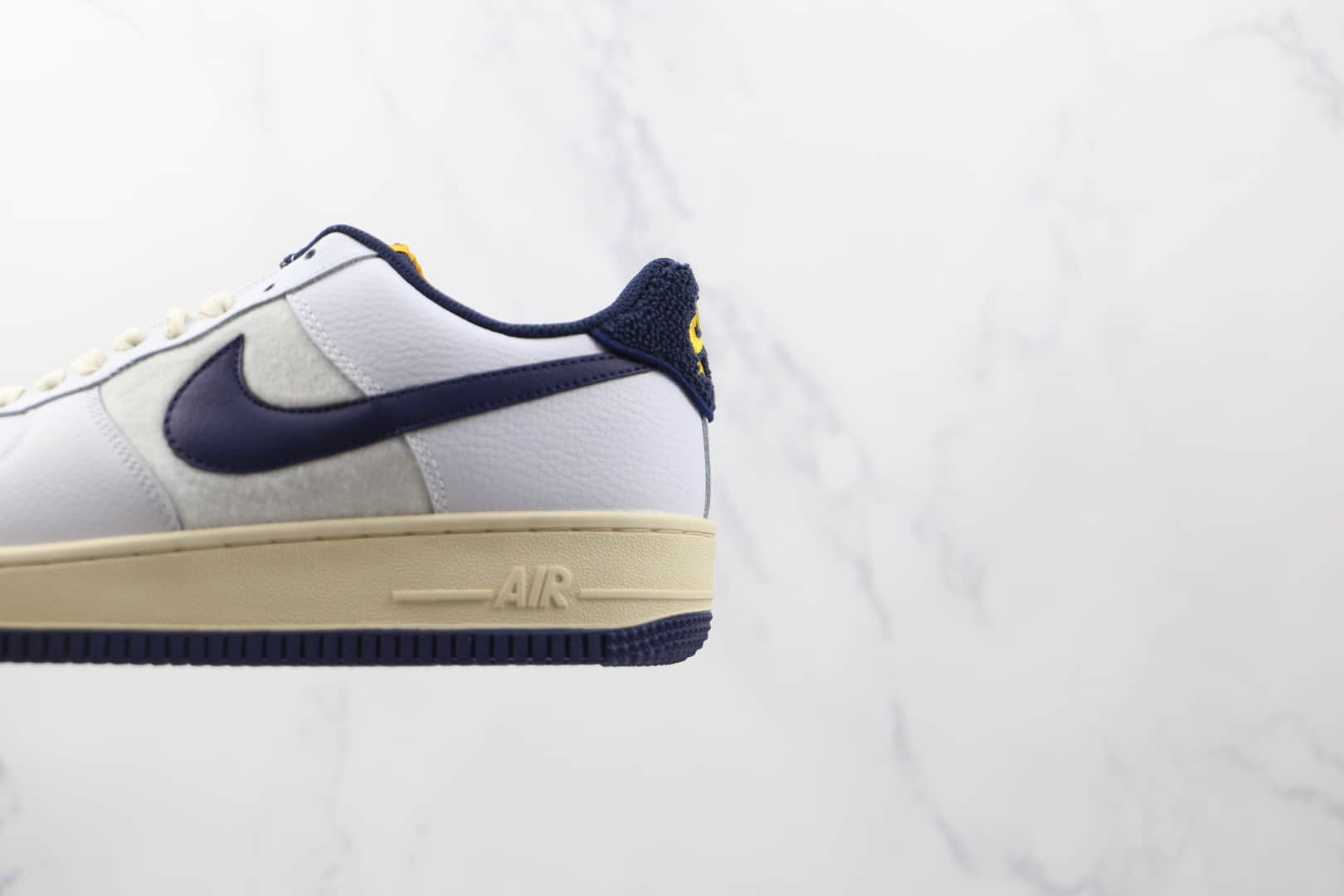 耐克Nike Air Force 1纯原版本低帮空军一号白蓝色毛绒尾板鞋内置气垫 货号:DO5220-141