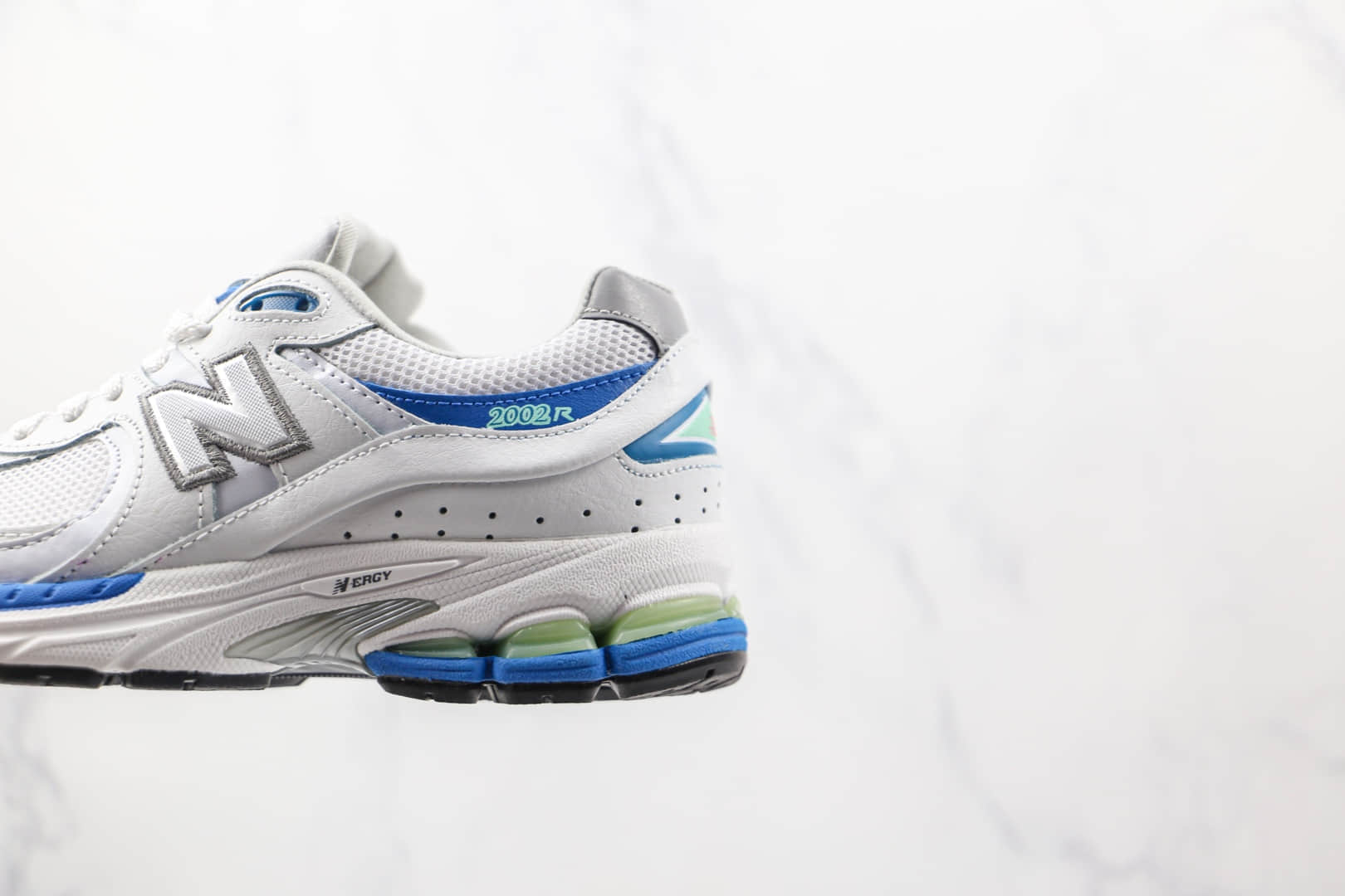 新百伦new balance 2002R纯原版本白蓝色NB2002白蓝色慢跑鞋原档案数据开发 货号：M2002RW