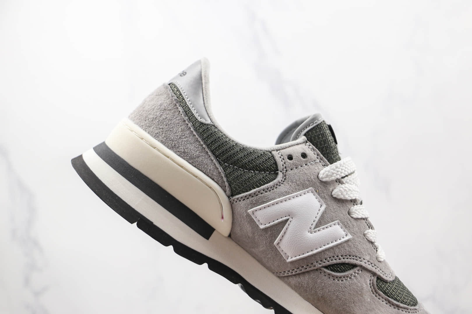 新百伦New Balance 990纯原版本美产复古跑鞋NB990灰色区别市面通货 货号：M990GRY