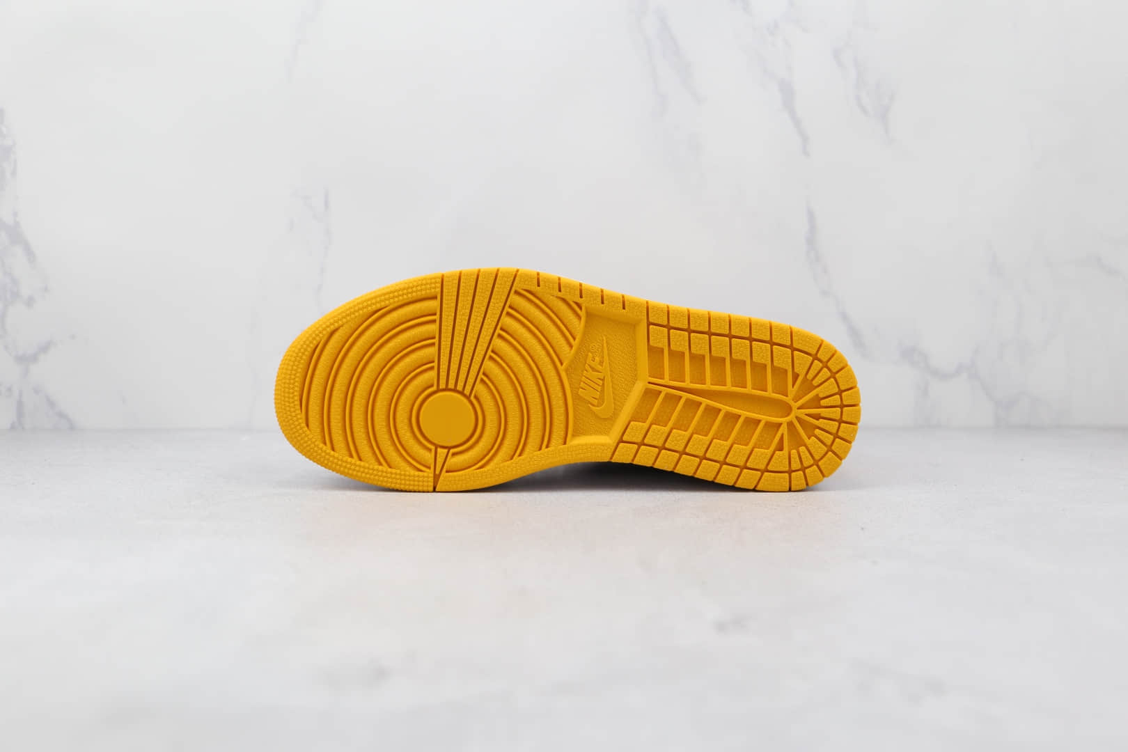 乔丹Air Jordan 1 High OG Brotherhood纯原版本高帮AJ1湖人红黄色篮球鞋原楦头纸板打造 货号：555088-706