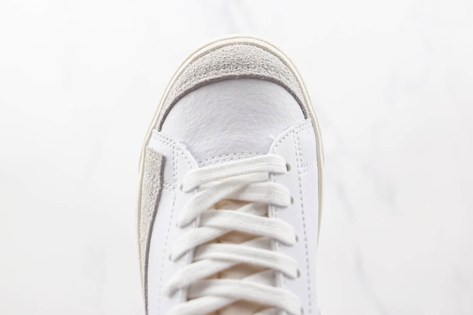 耐克NIKE Blazer MID‘77 VNTG纯原版本中高帮开拓者白绿色板鞋原盒原标 货号：BQ6806-115