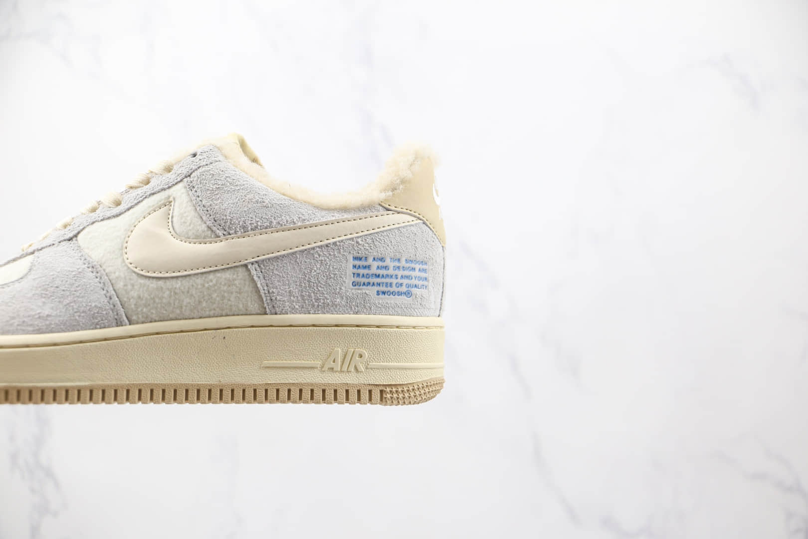 耐克Nike Air Force 1 Low纯原版本低帮空军一号浅卡其色毛绒内里板鞋内置气垫 货号：DO7195-025