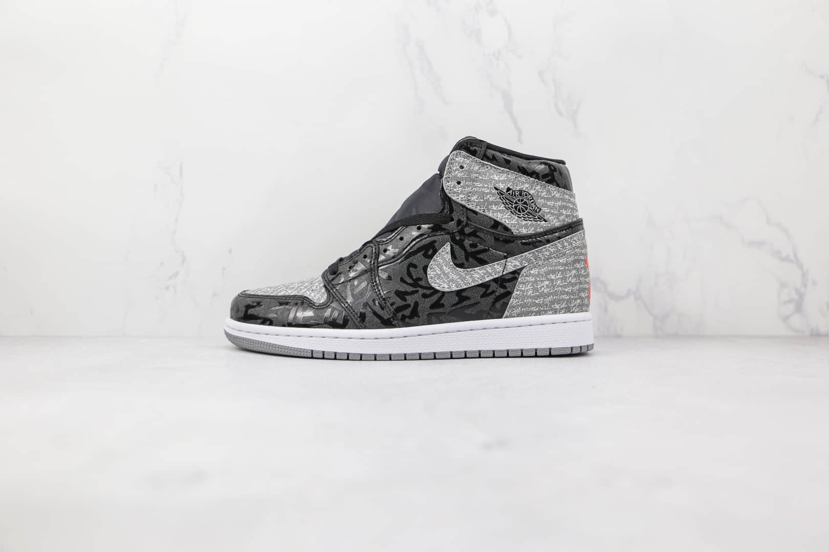 乔丹Air Jordan 1 High OG Rebellionaire纯原版本高帮AJ1涂鸦印字黑禁穿叛乱者叛逆板鞋原楦头纸板打造 货号：555088-036