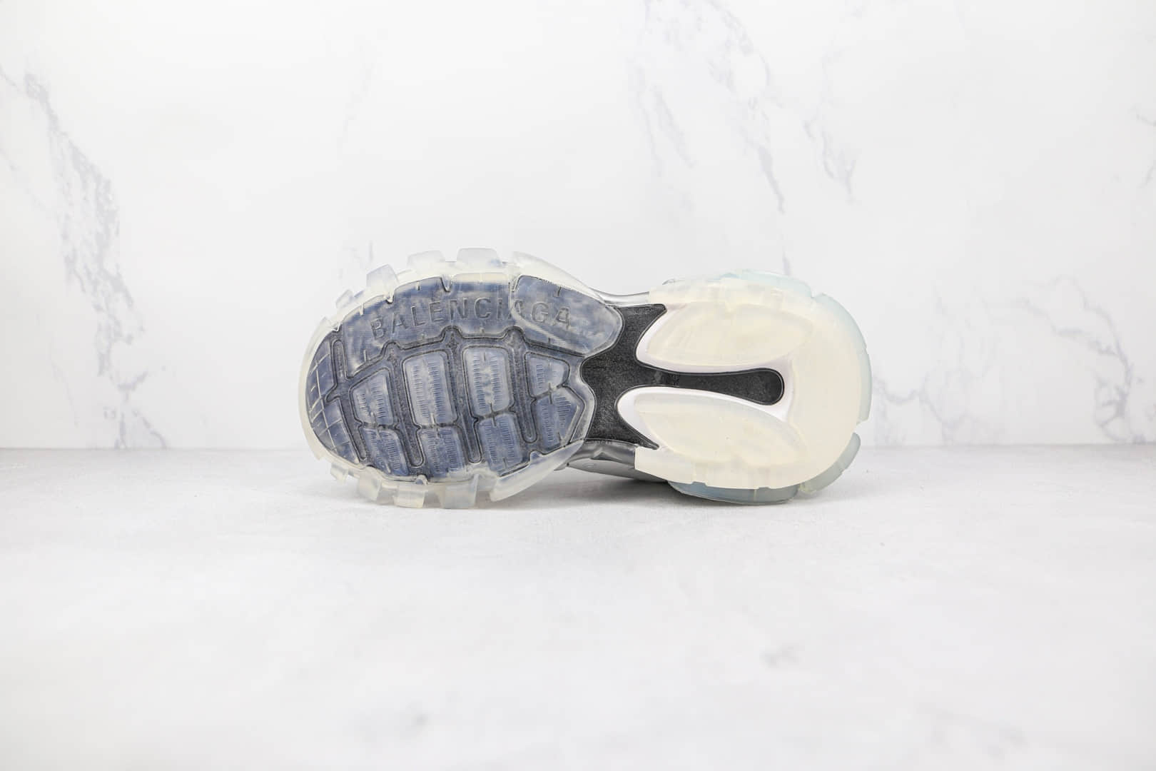 巴黎世家Balenciaga Triple S纯原版本黑白拼色三代复古老爹鞋原档案数据开发