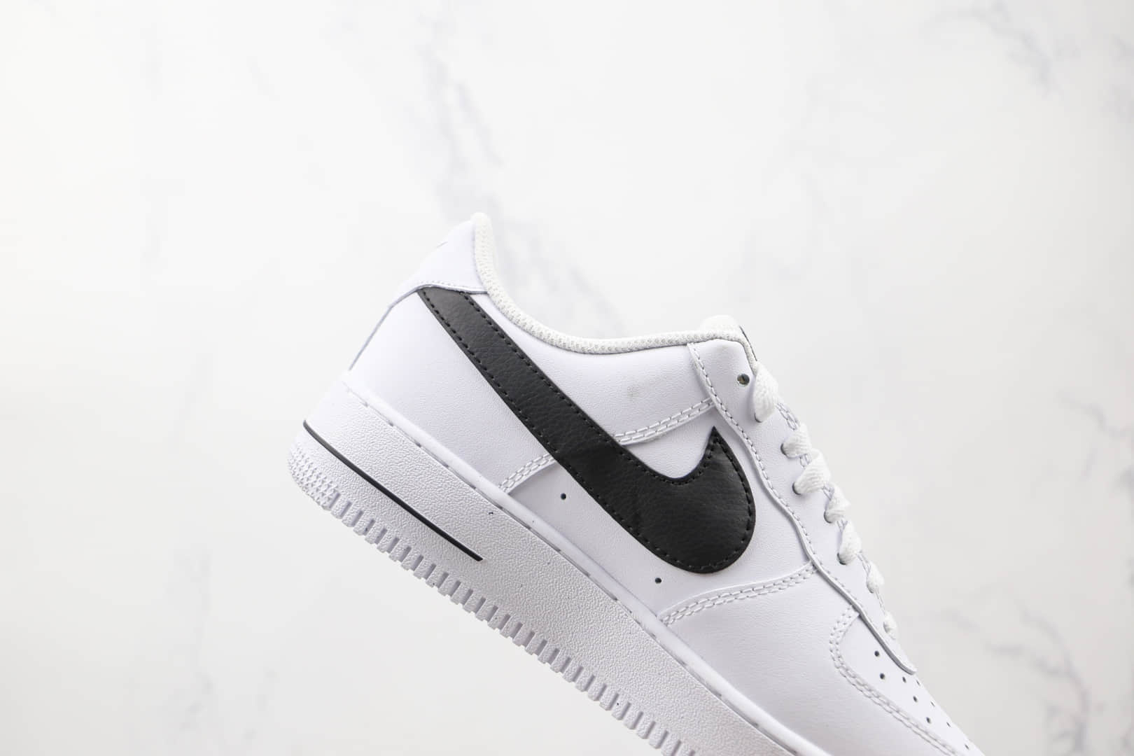 耐克Nike Air Force 1纯原版本低帮空军一号白黑色三钩板鞋原楦头纸板打造 货号：DR0143-101