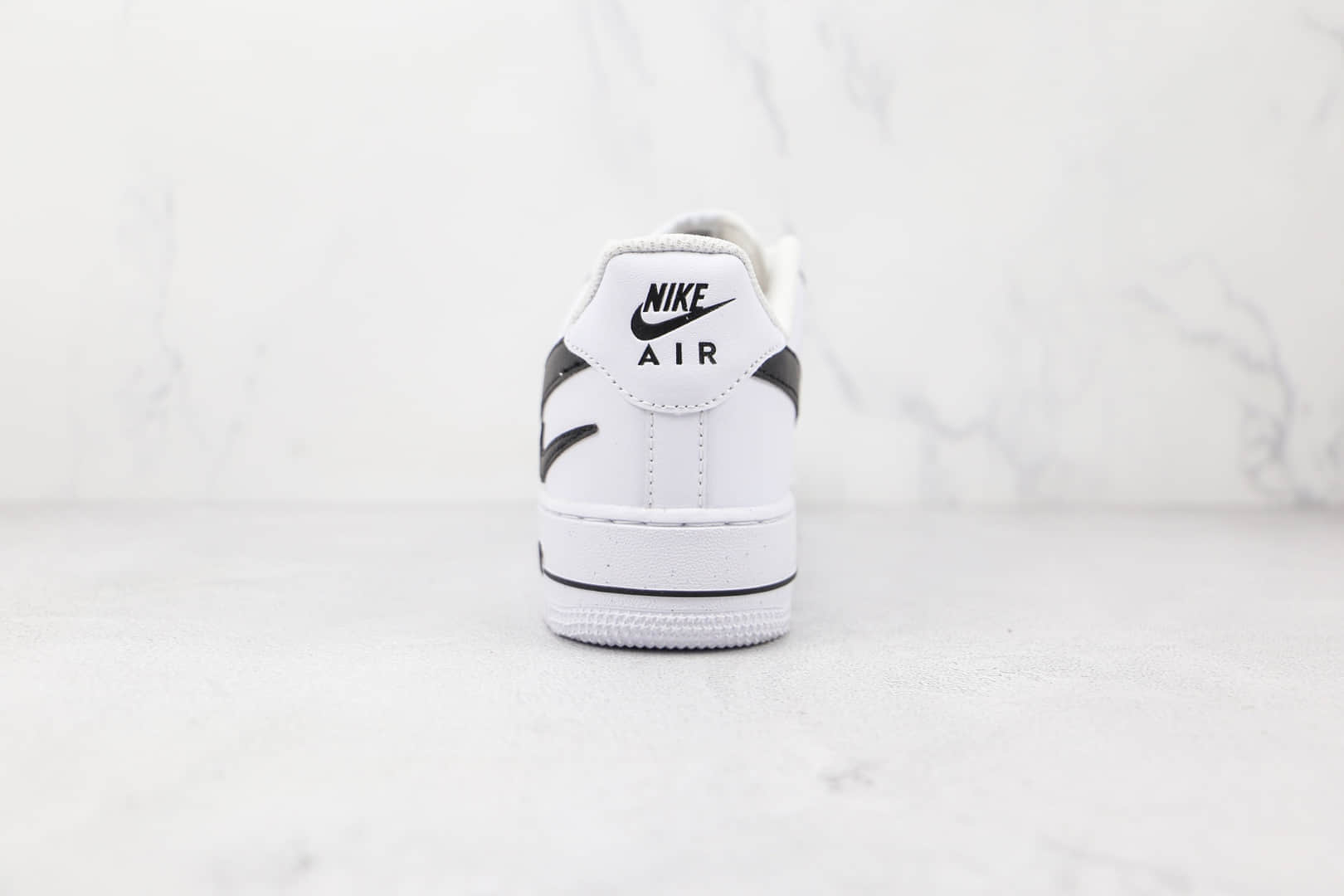 耐克Nike Air Force 1纯原版本低帮空军一号白黑色三钩板鞋原楦头纸板打造 货号：DR0143-101