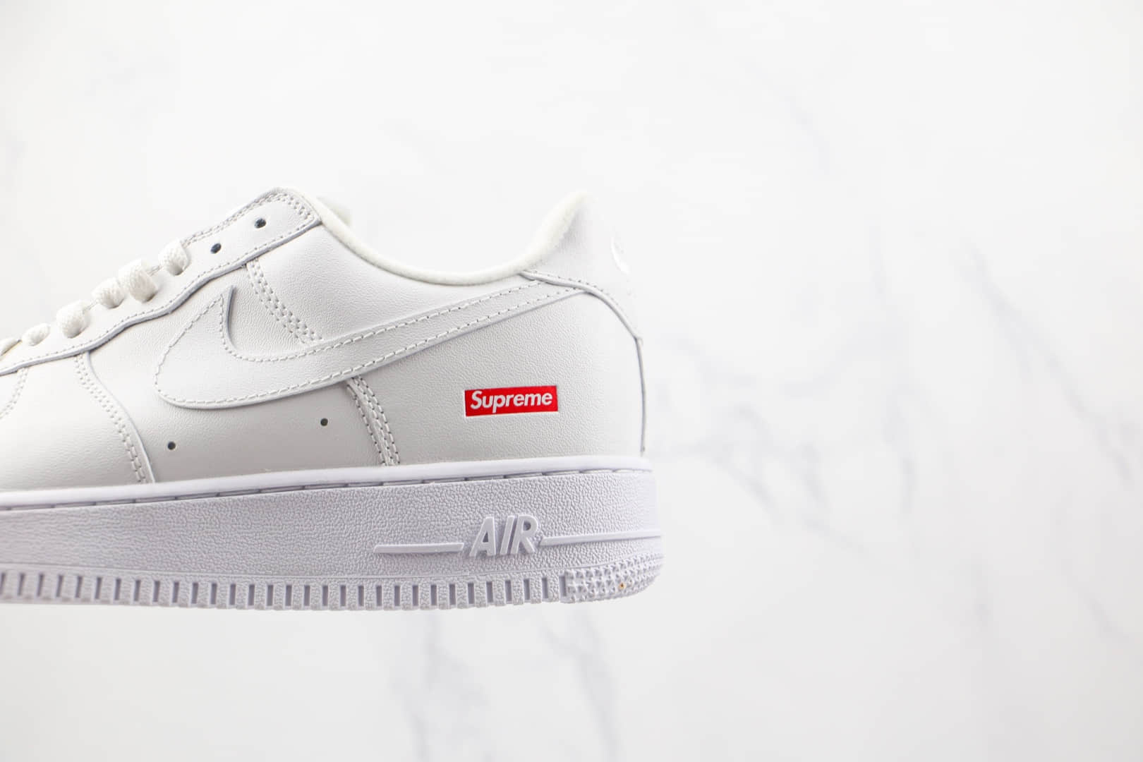耐克Nike Air Force 1 x supreme联名款纯原版本低帮空军一号白色板鞋原楦头纸板打造 货号:CU9225-100