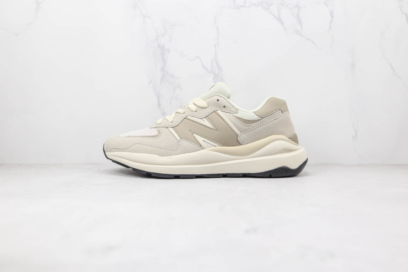 新百伦New Balance 5740纯原版本淡奶茶色NB5740复古老爹鞋原楦头纸板打造 货号：W5740LT1