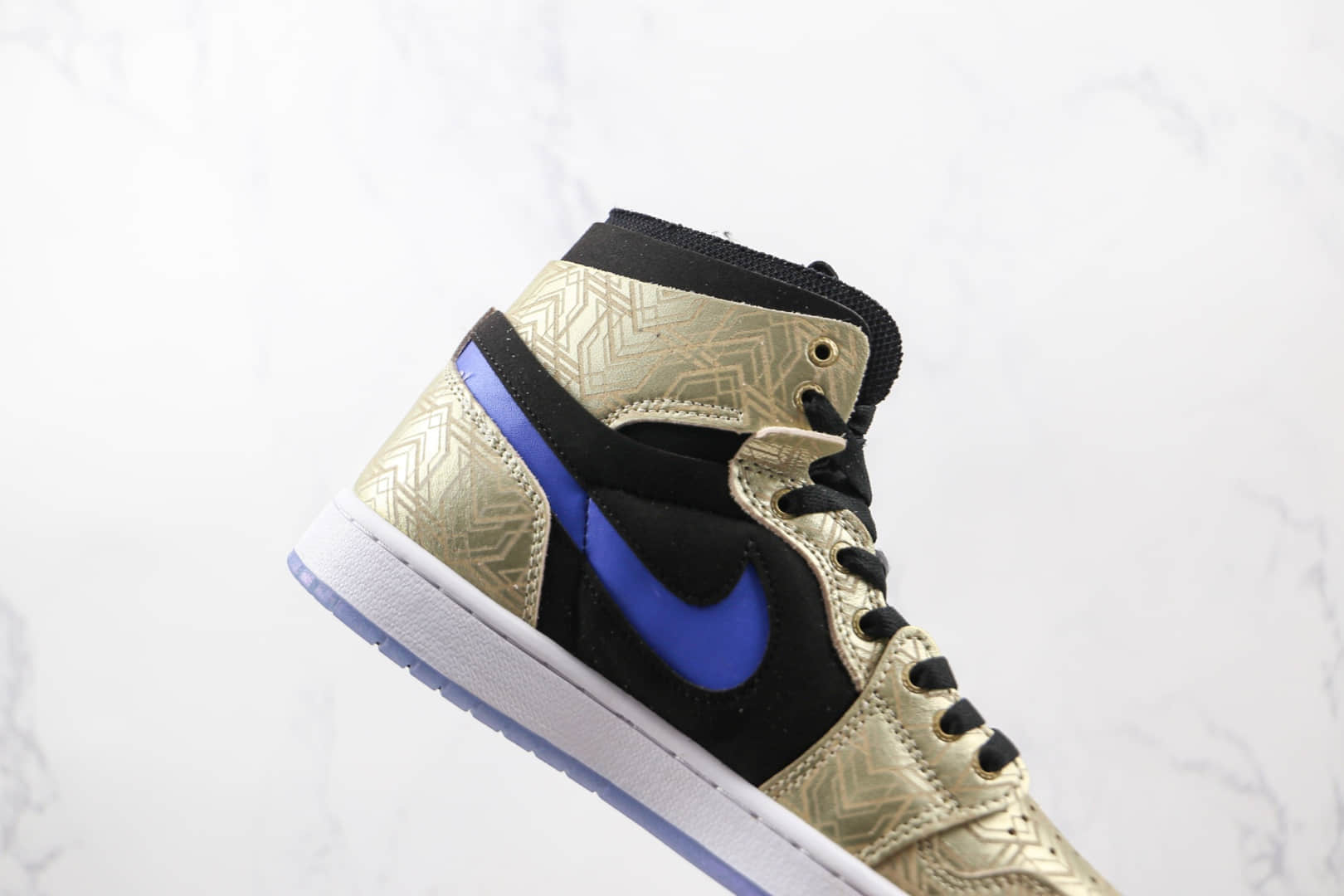 乔丹Air Jordan 1 Zoom CMFT Gold Laser纯原版本高帮AJ1金黑蓝色印花图案板鞋原盒原标 货号：DQ0659-700