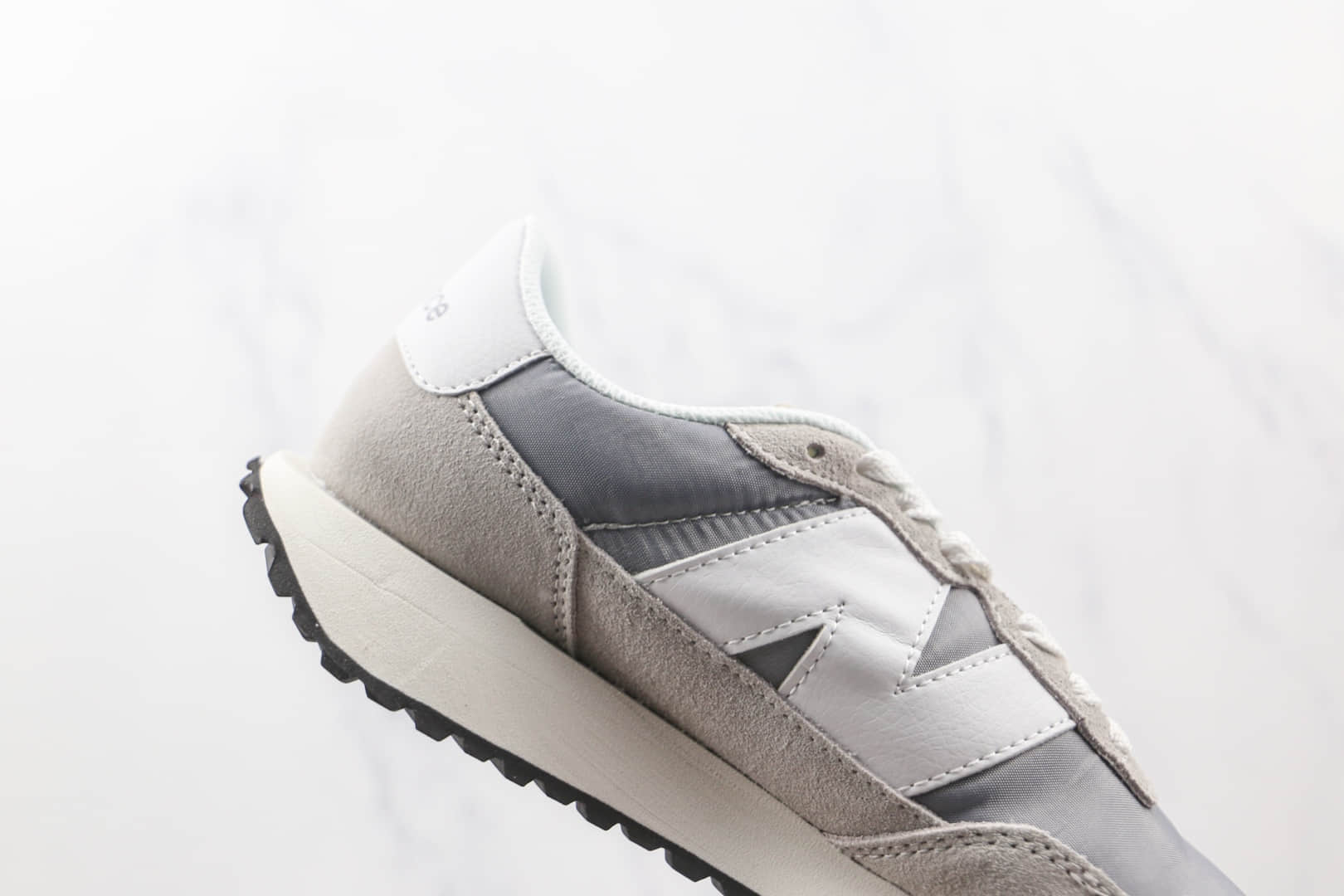 新百伦New Balance 237纯原版本元组灰nb237复古老爹鞋原盒原标 货号：MS237RCS