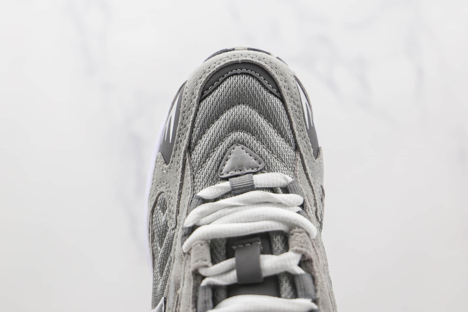 新百伦New Balance 725纯原版本灰色NB725李知恩同款复古老爹鞋原盒原标 货号：ML725P