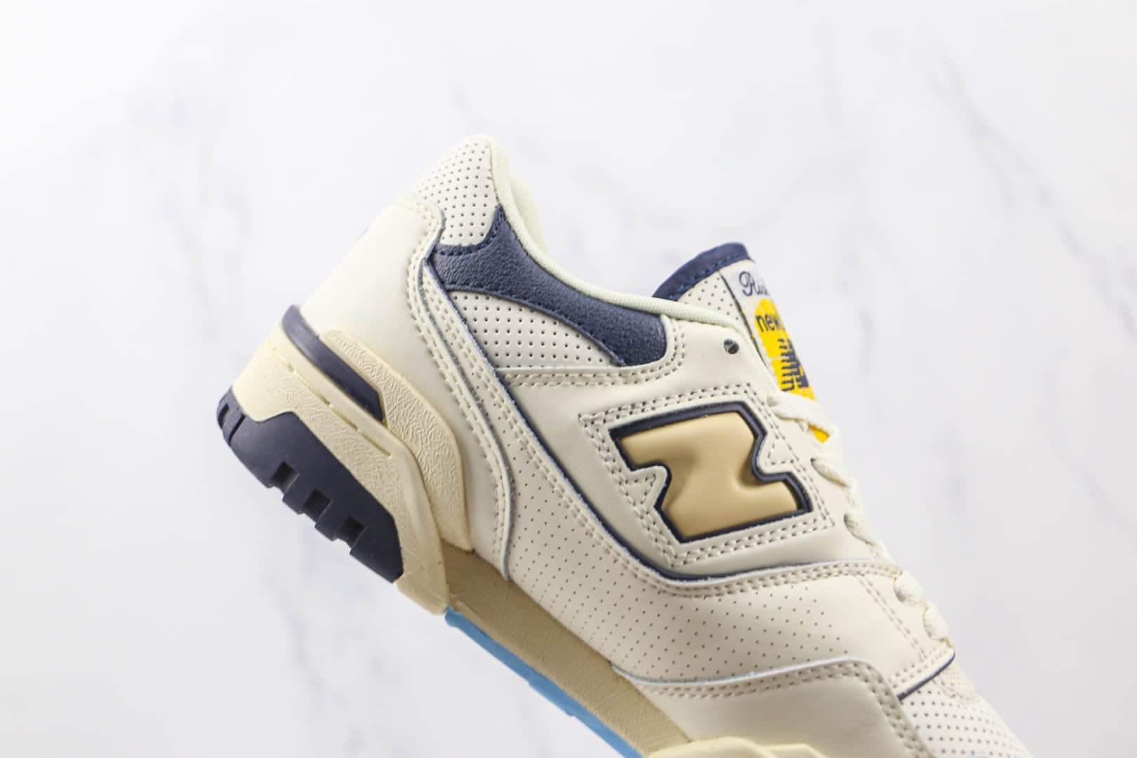 新百伦New Balance 550纯原版本米白蓝黄复古慢跑鞋原楦头纸板打造 货号:BB550RP1