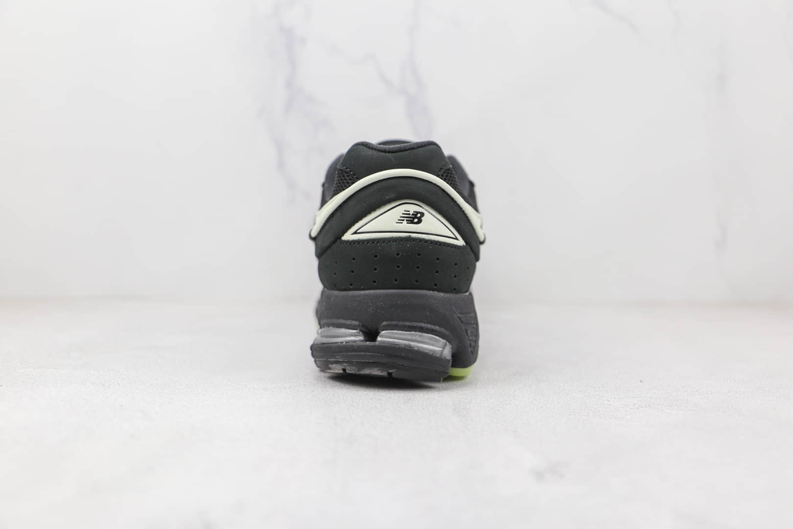 新百伦New Balance 2002R x Randomevent联名款纯原版本NB2002R黑白色复古老爹鞋原盒原标 货号:ML2002RZ