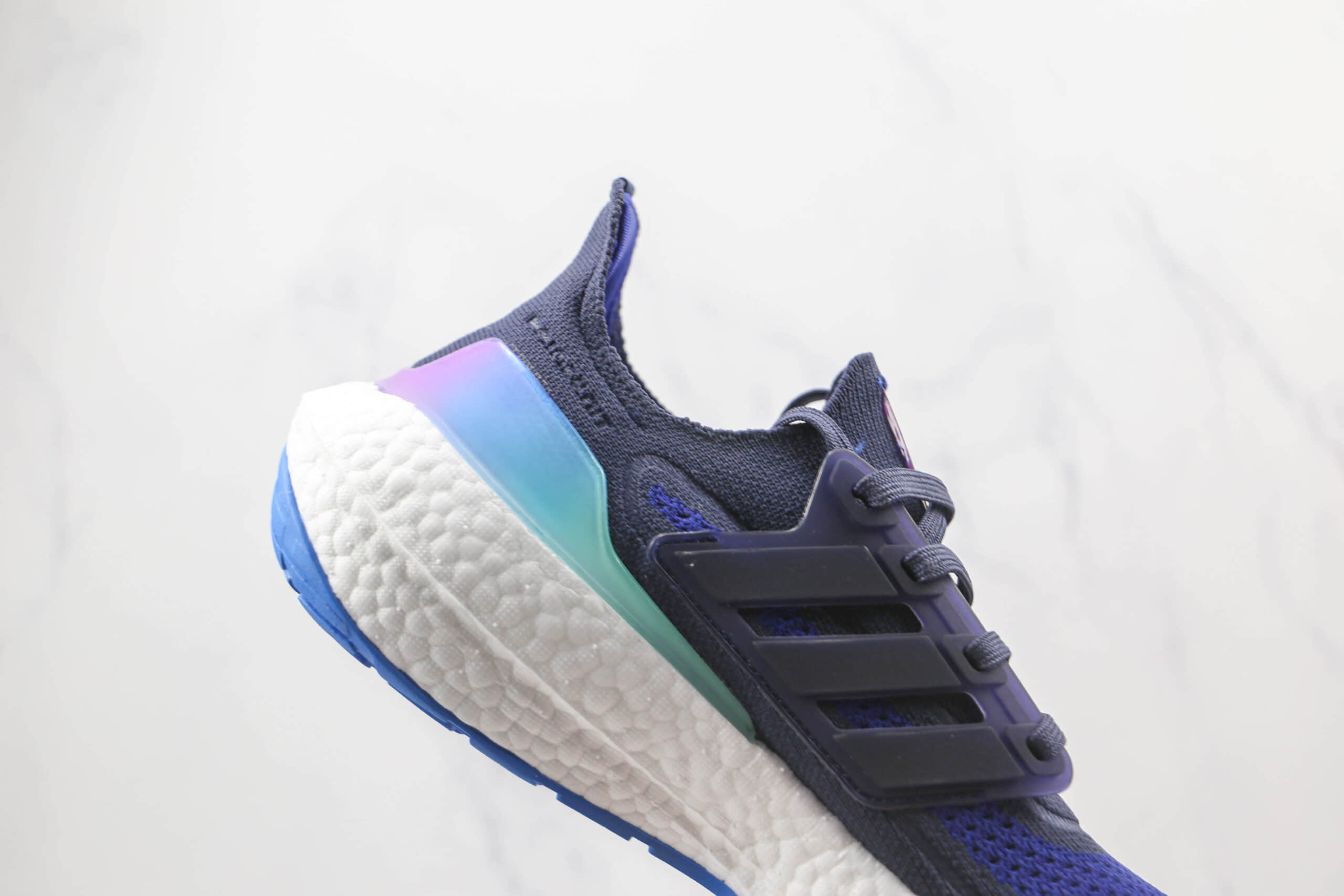 阿迪达斯adidas ultra boost 2021纯原版本黑蓝色UB7.0爆米花跑鞋原楦头纸板打造 货号：GY1332