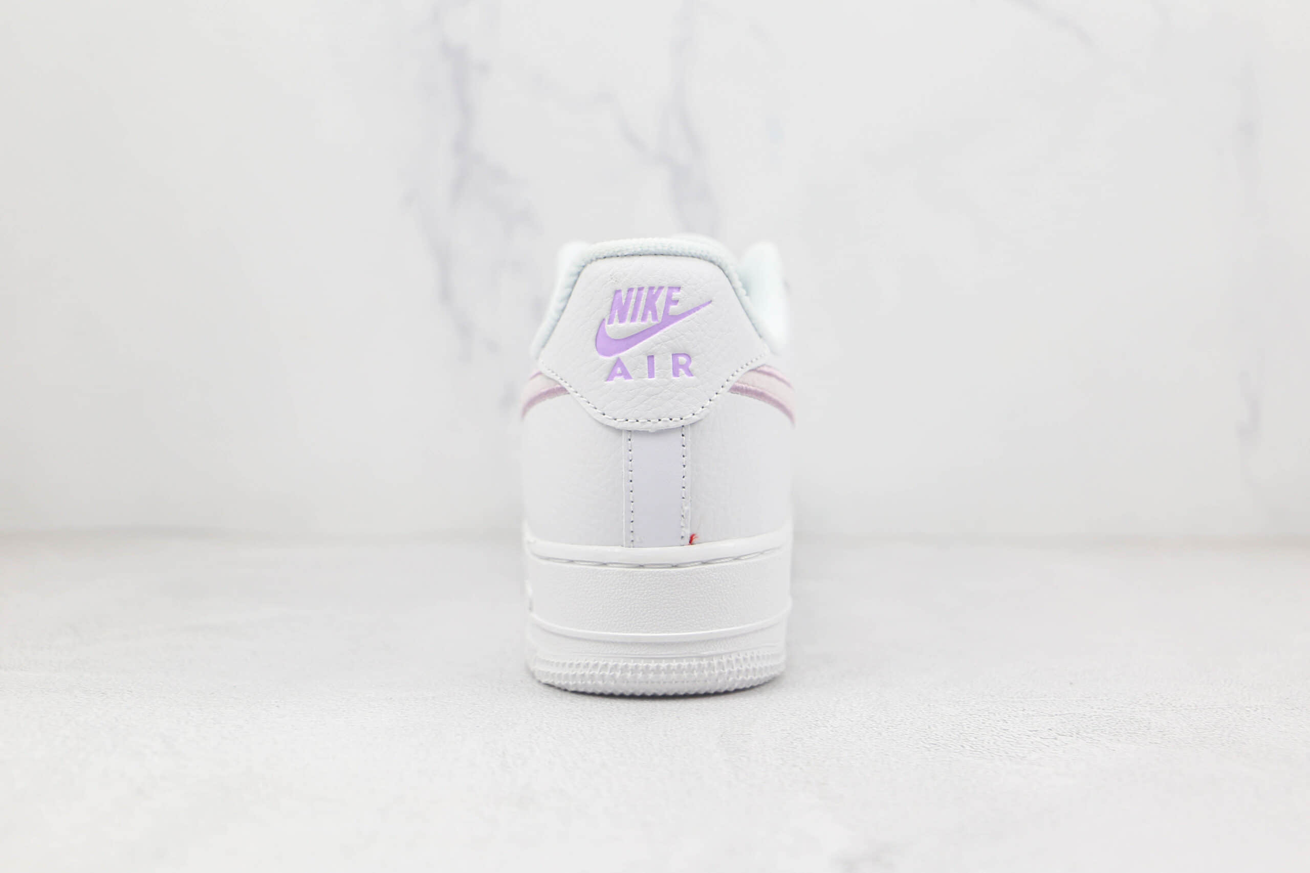 耐克Nike Air Force 1 07 Low纯原版本低帮空军一号粉色刺绣毛绒勾板鞋原楦头纸板打造 货号:DN5056-100