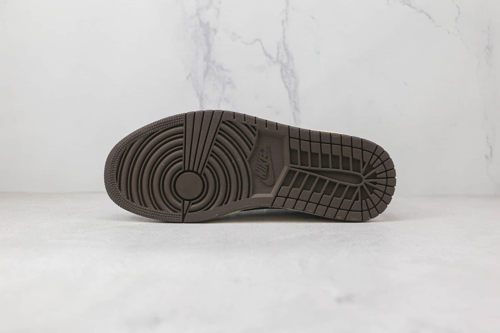 乔丹Air Jordan 1 Low x Fragment x Travis Scott纯原版本三方联名款低帮AJ1倒勾LV配色板鞋原盒原标 货号:CM7866BC