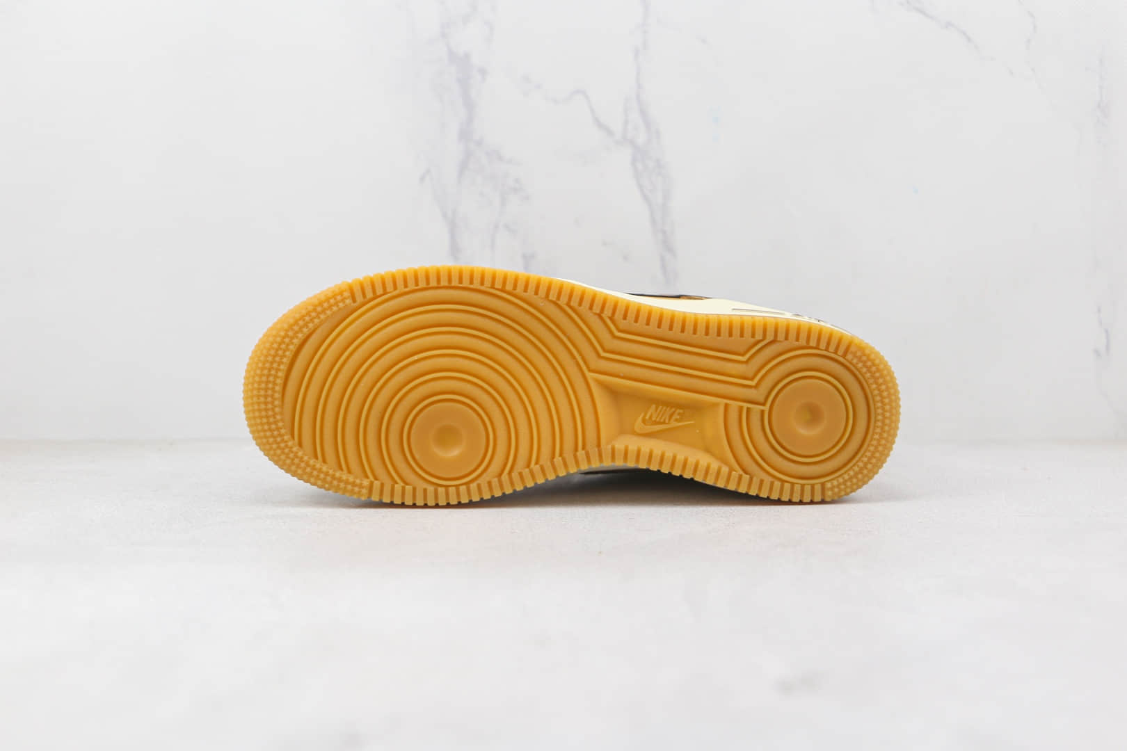 耐克Nike Air Force 1 07 Low纯原版本低帮空军一号卡其色板鞋内置气垫 货号：309652-721