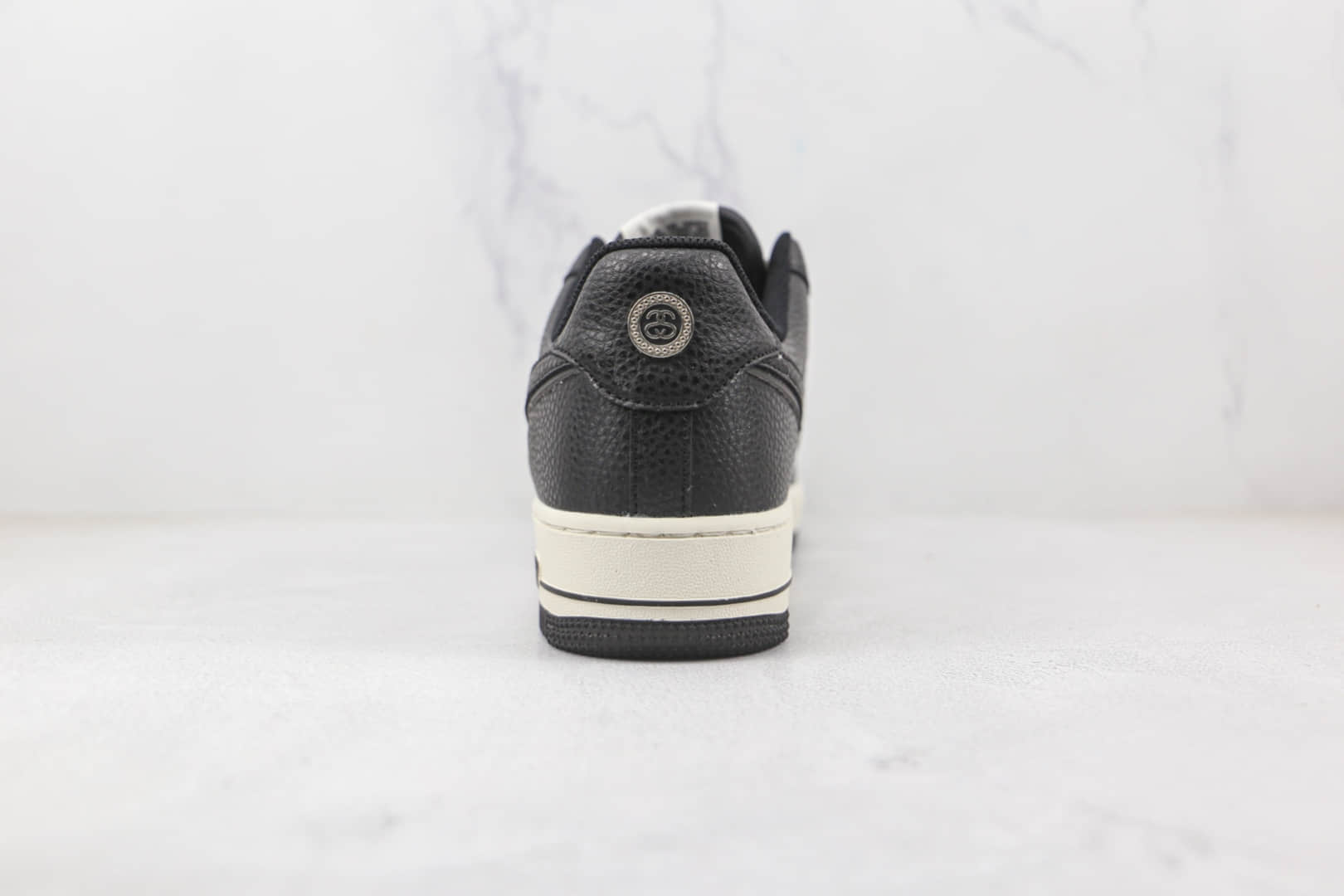 耐克Nike Air Force 1 07 Low纯原版本低帮空军一号黑白鞋带3M反光板鞋内置气垫 货号：ST2022-618