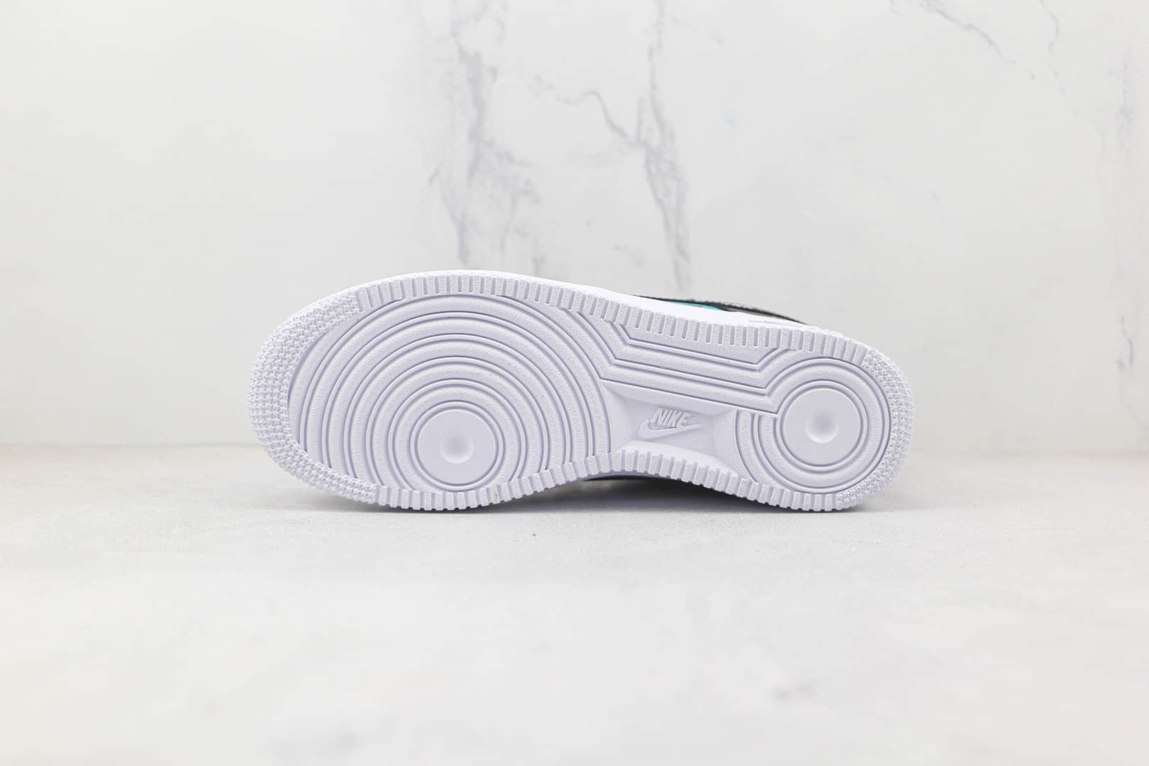 耐克Nike Air Force1纯原版本低帮空军一号赛博朋克黑粉电玩像素板鞋内置气垫 货号:CW2288-111