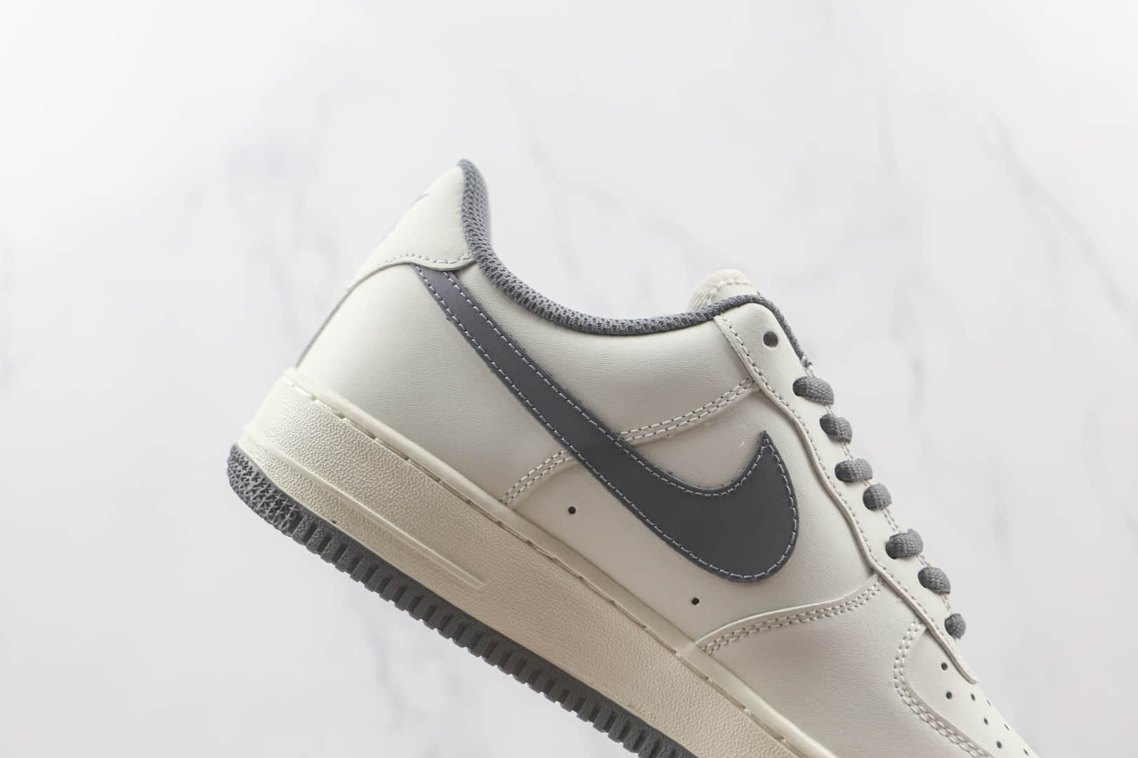 耐克Nike Air Force 1 Low纯原版本低帮空军一号白灰勾板鞋内置气垫 货号:CW5653-263