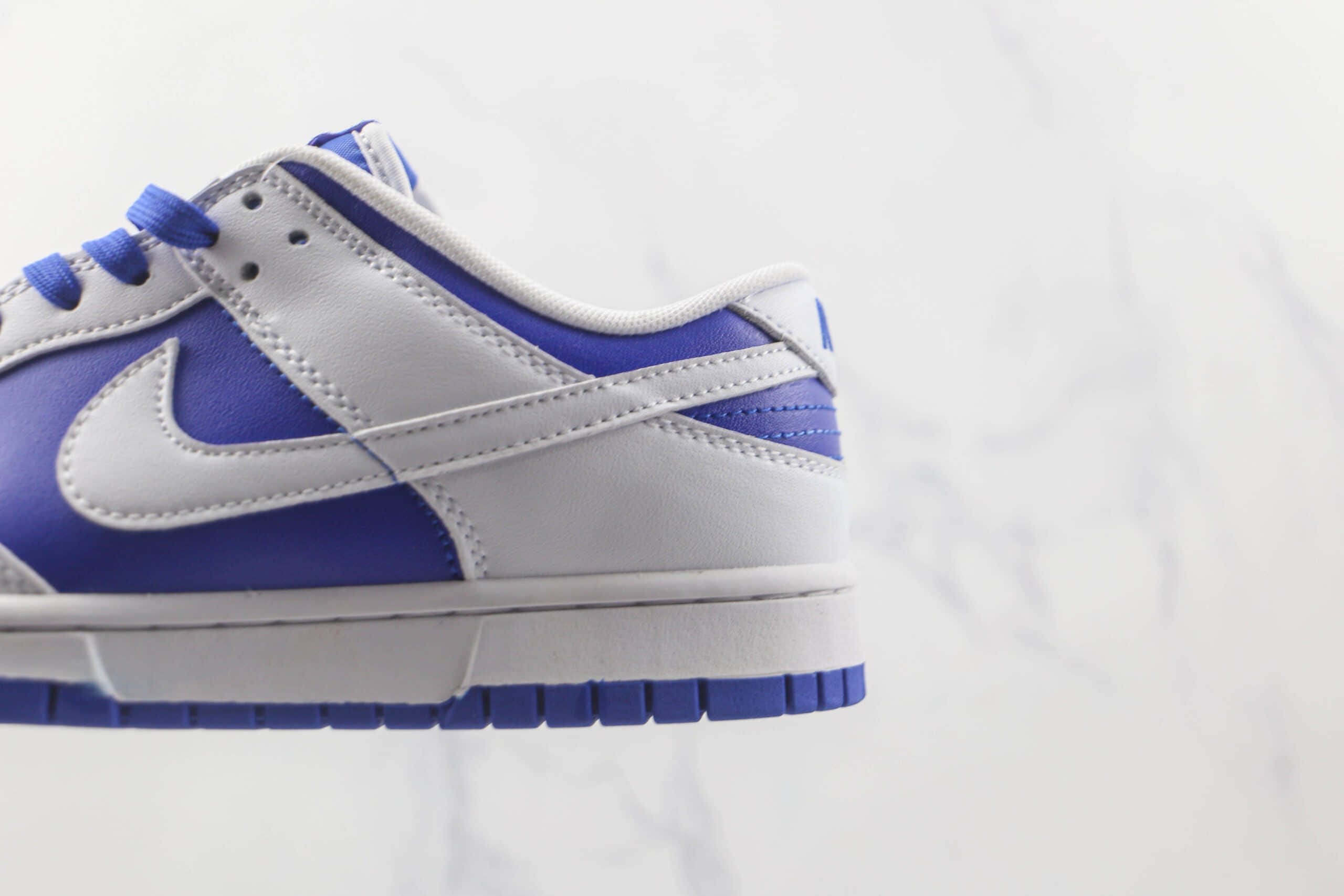 耐克Nike SB Dunk纯原版本低帮SB DUNK白蓝拼接板鞋原楦头纸板打造 货号:DD1391-401