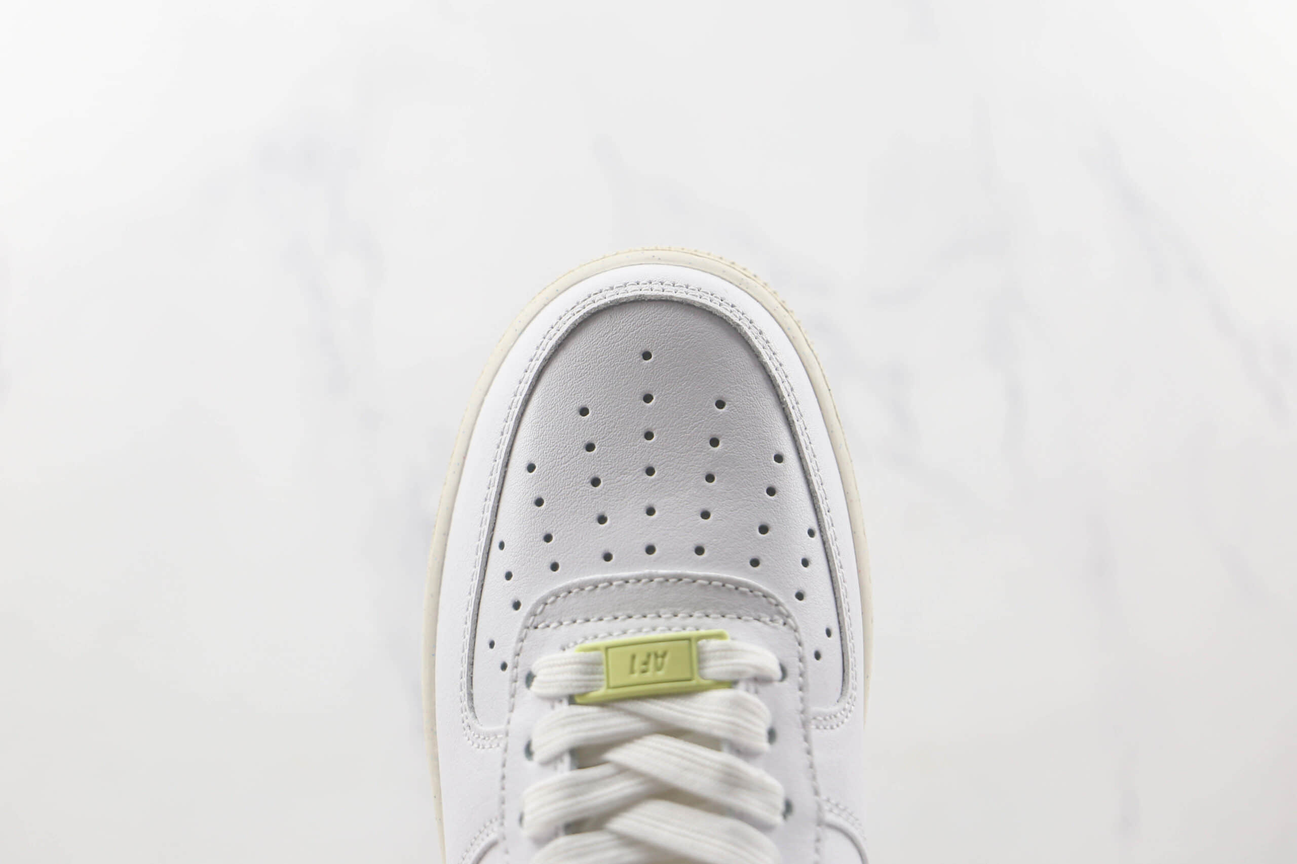 耐克Nike Air Force 1’07 Low纯原版本低帮空军一号小花配色板鞋原楦头纸板打造 货号：DJ6377-100