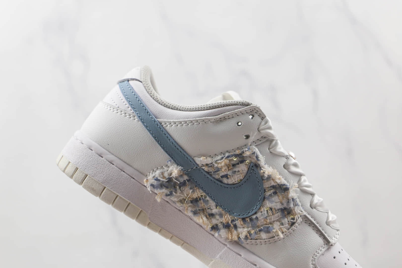 耐克Nike SB Zoom Dunk Low Pro纯原版本低帮SB DUNK小香风缝制宝石丝绸鞋带复古风白蓝定制板鞋内置气垫 货号:895969-160