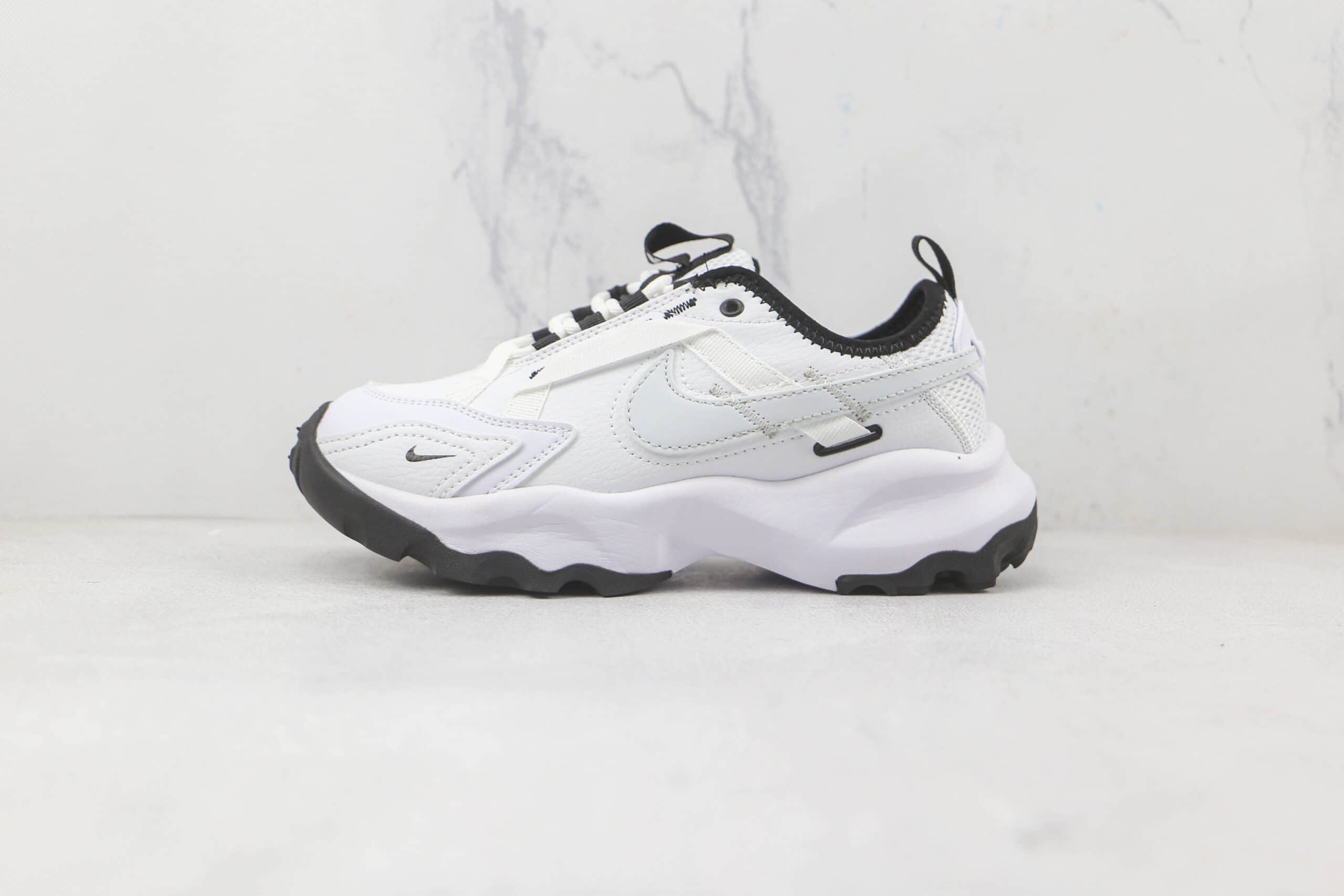 耐克Nike TC 7900纯原版本黑白色反光钩TC7900老爹鞋原档案数据开发 货号：DR7851-100