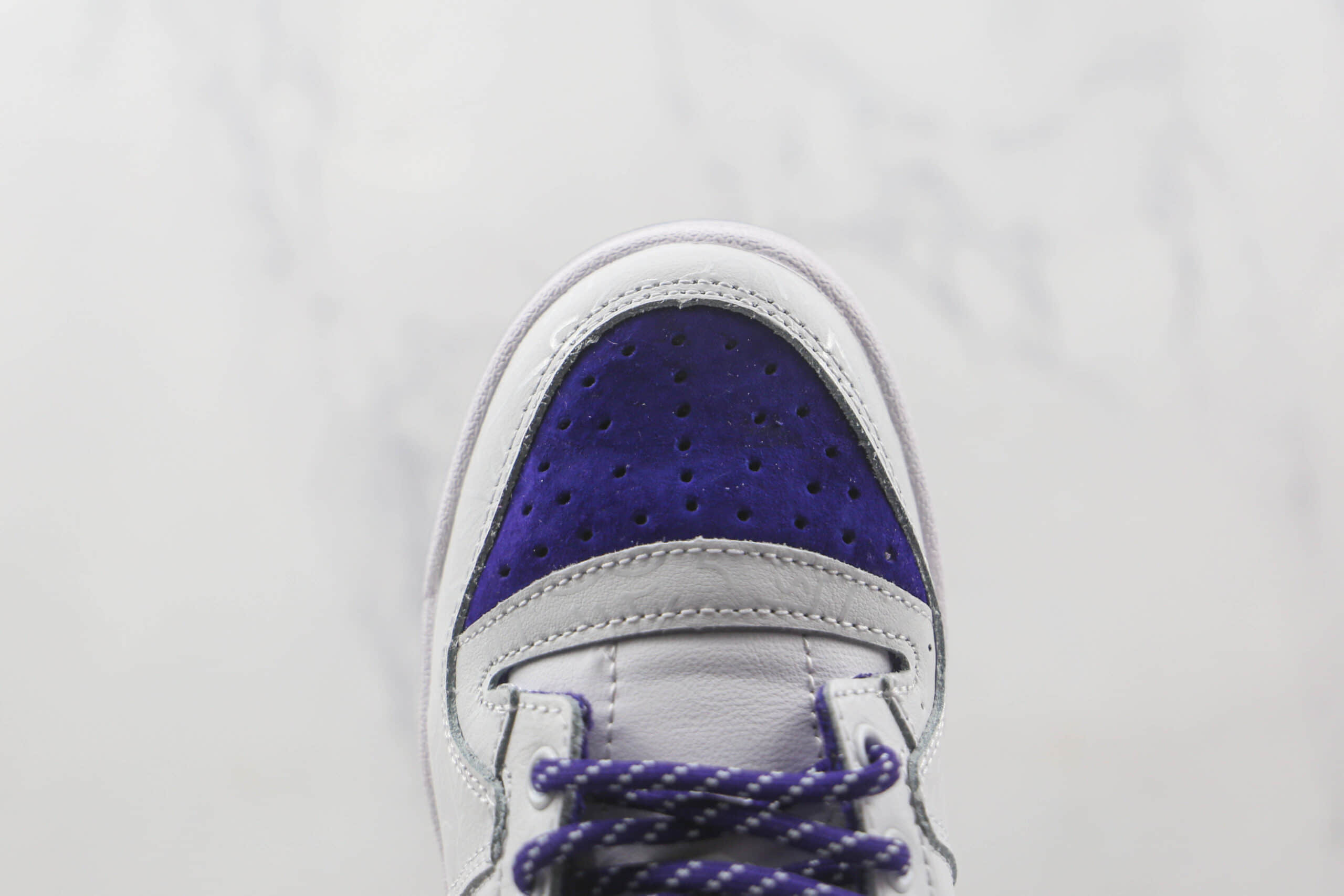 阿迪达斯Adidas originals Forum 84 low纯原版本魔术贴白紫色Forum84板鞋原盒原标 货号：GY8287