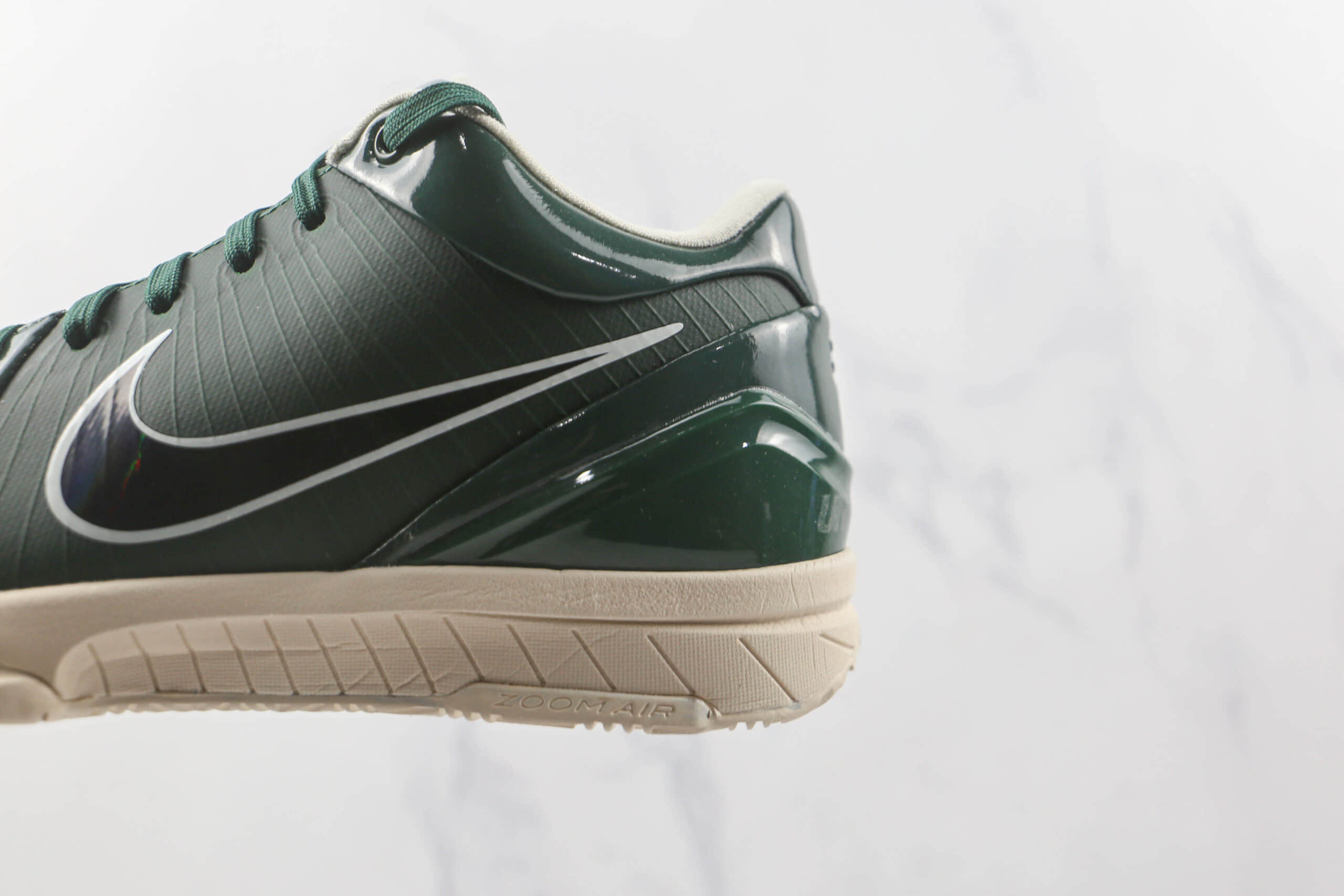 耐克Nike Zoom KOBE 4 x Undefeated联名款纯原版本科比4代暗夜绿实战篮球鞋原鞋开模支持实战 货号:CQ3869-301