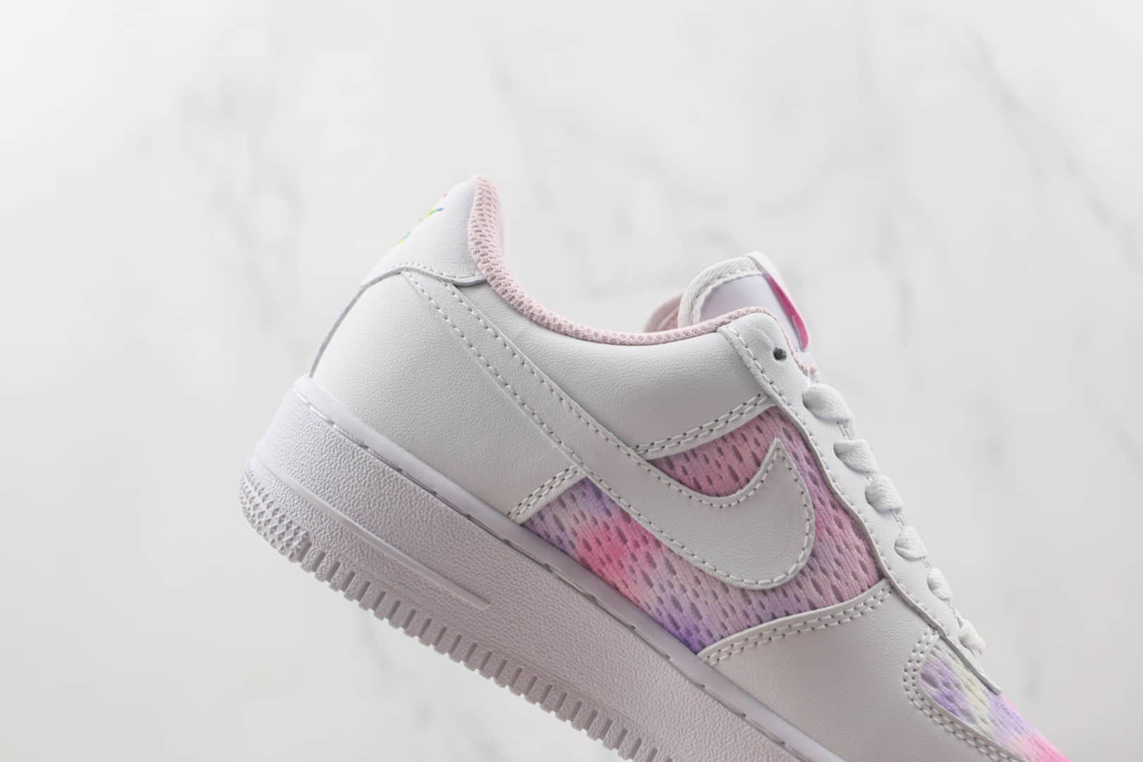 耐克Nike Air Force 1’07 Low纯原版本低帮空军一号刺绣白勾板鞋内置气垫 货号:CH3512-001