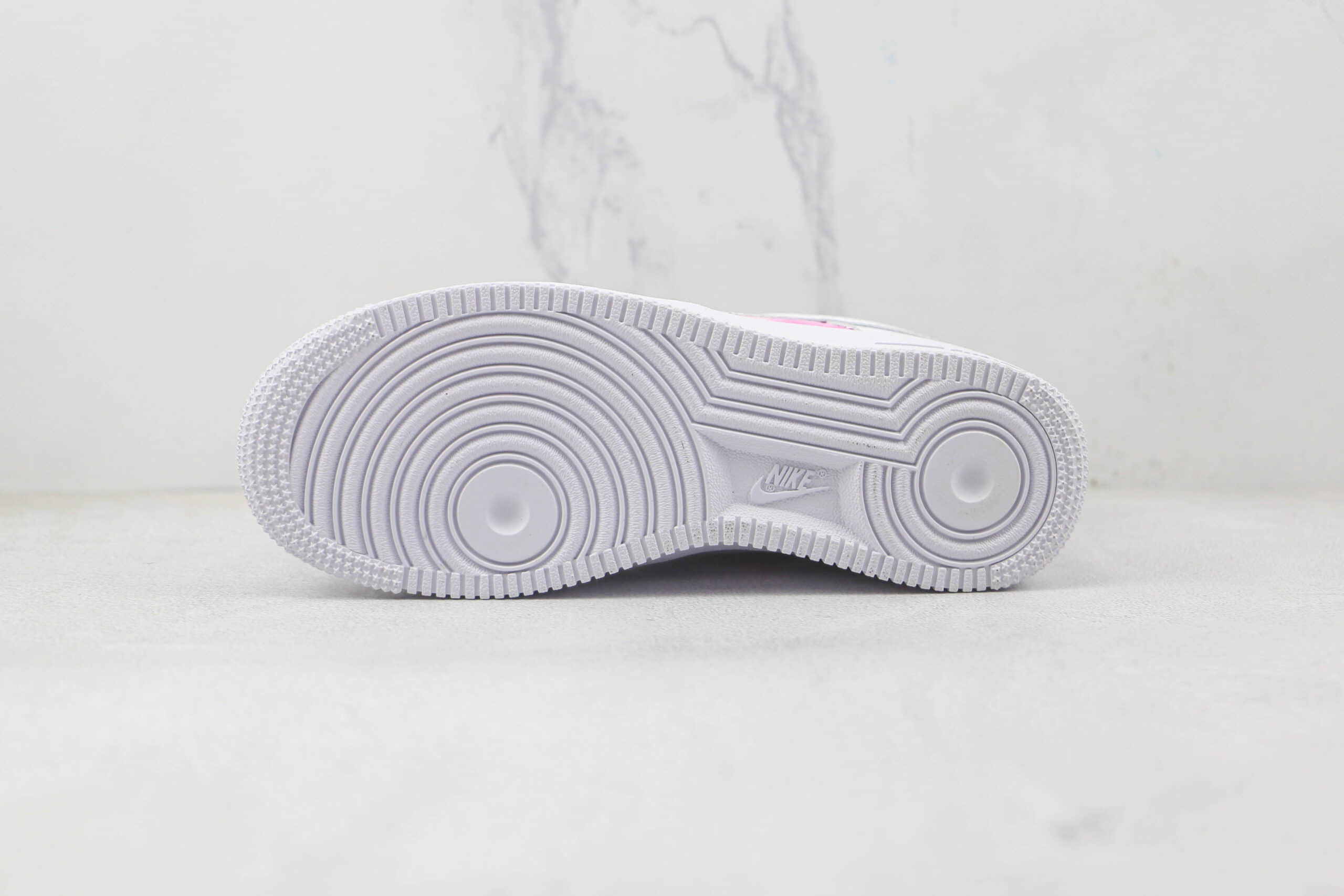 耐克Nike Air Force 1’07 Low纯原版本低帮空军一号刺绣白勾板鞋内置气垫 货号:CH3512-001