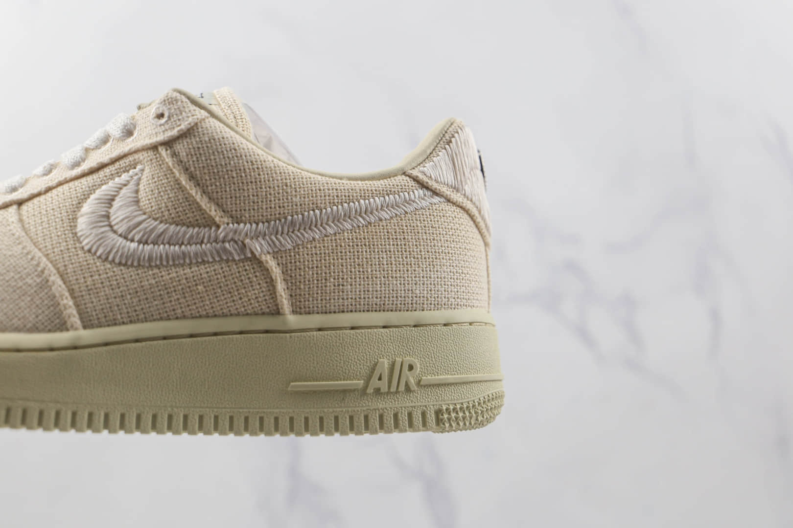 耐克Nike Air Force 1’07 Low纯原版本低帮空军一号斯图西联名款米色板鞋内置气垫 货号：CZ9084-200