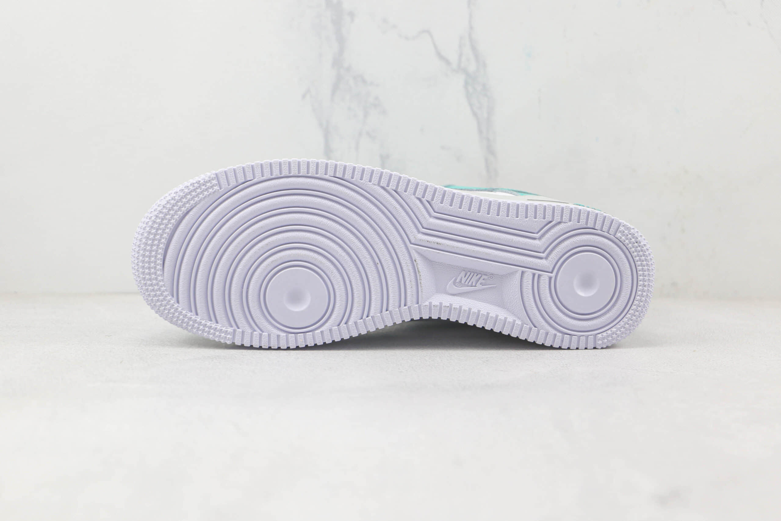 耐克Nike Air Force 1’07 Low纯原版本低帮空军一号蒂芙尼绿配色板鞋内置气垫 货号：DO7416-991