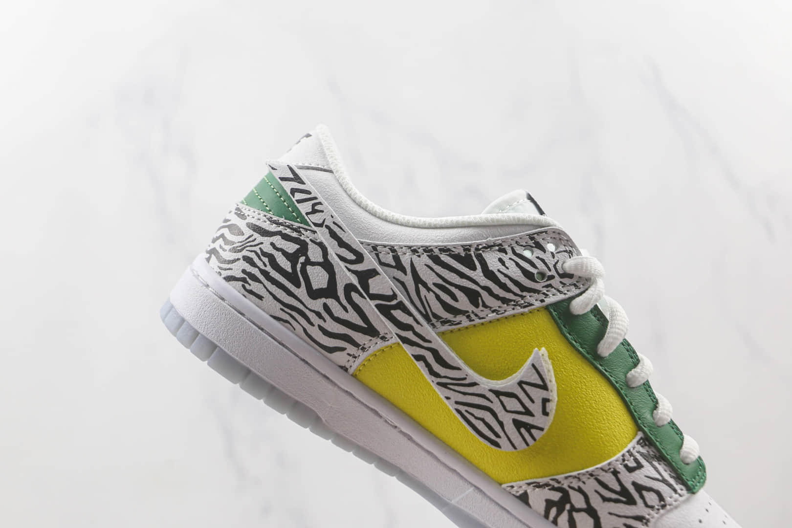 耐克Nike Dunk Low Doernbecher纯原版本低帮DUNK俄勒冈鸭子配色板鞋原楦头纸板打造 货号：DR7305-100