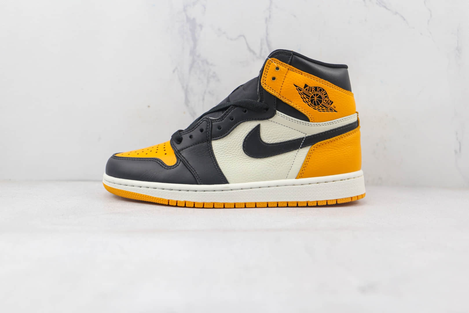 乔丹Air Jordan 1 High OG Yellow Toe纯原版本高帮AJ1黑黄脚趾篮球鞋原档案数据开发 货号：555088-711