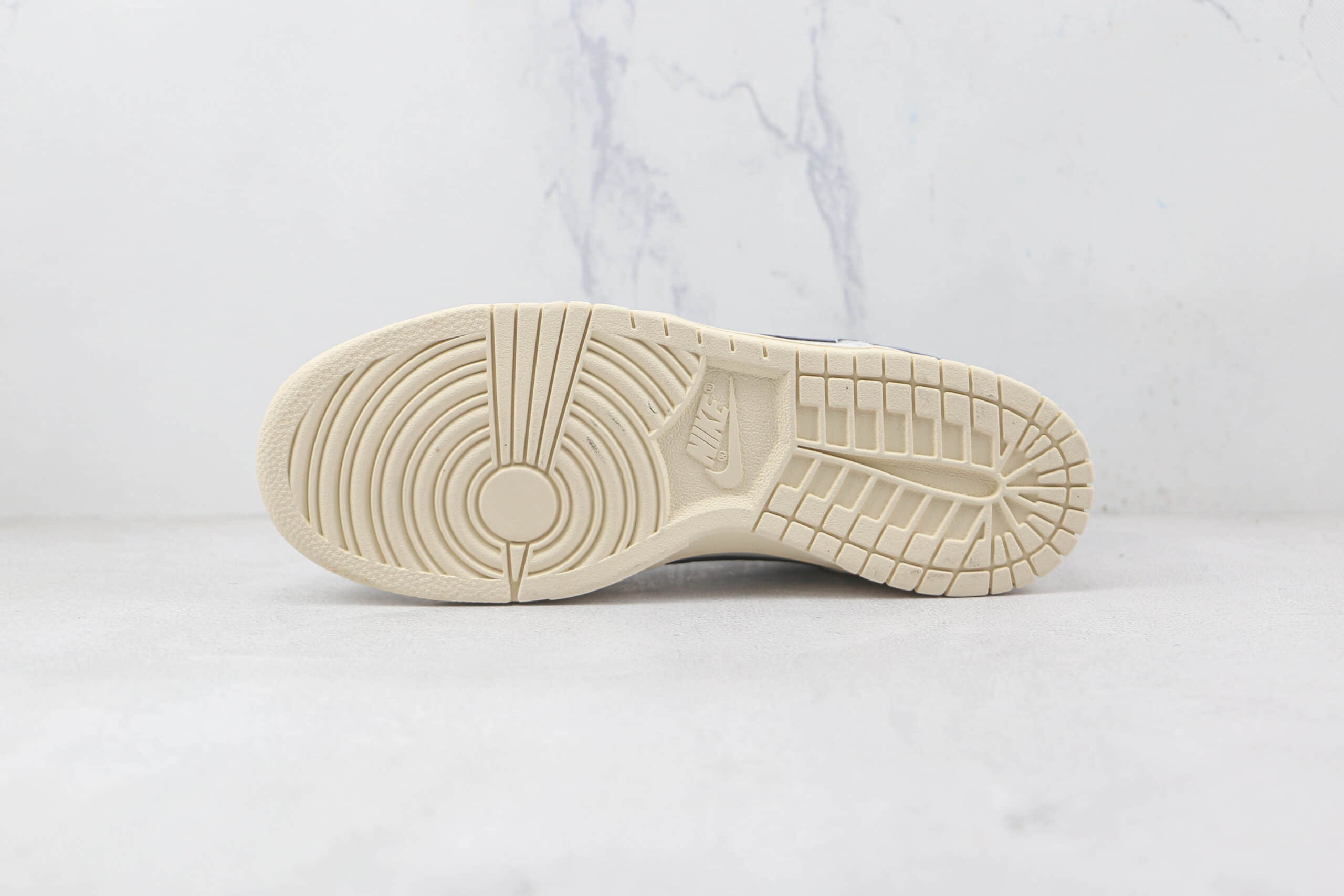 耐克Nike Dunk SB Low纯原版本低帮SB DUNK灰白色板鞋内置气垫 货号：854866-008