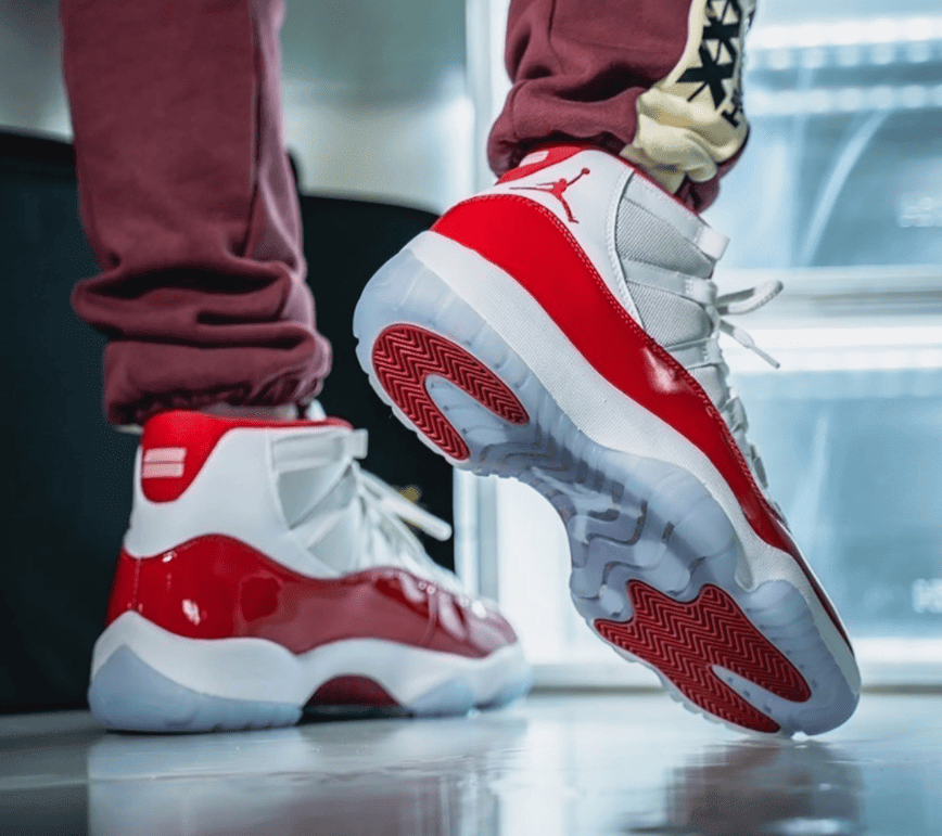 白红樱桃AJ11上脚实物曝光！颜值超高！ 货号：CT8012-116