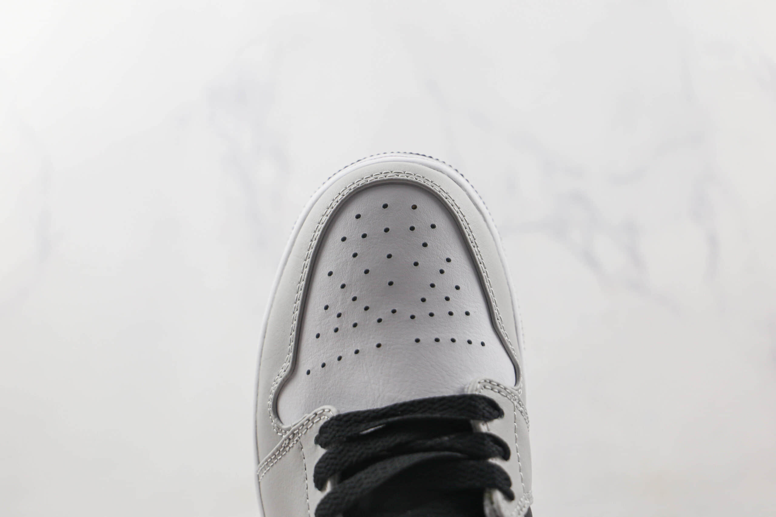 乔丹Air Jordan 1 Low Shadow Toe纯原版本低帮AJ1灰粉板鞋内置气垫原盒原标 货号：553558-062