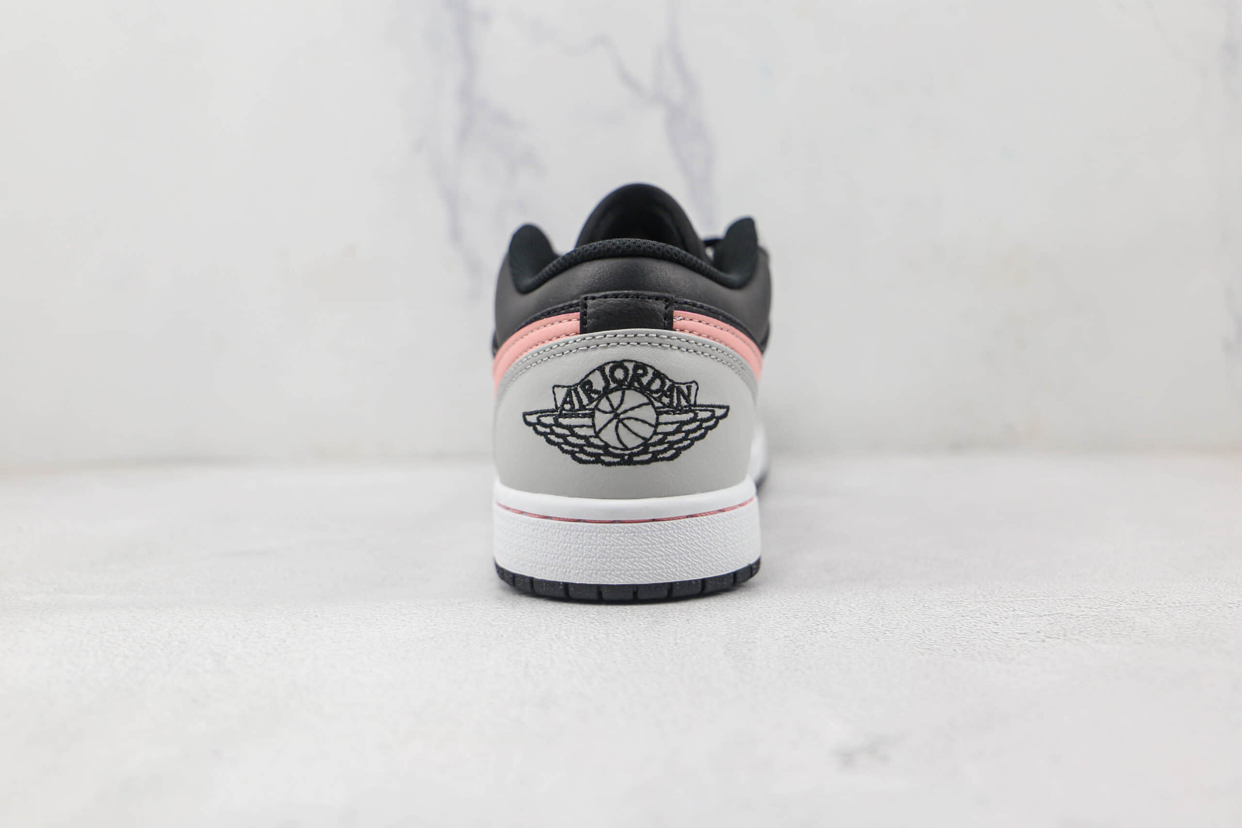 乔丹Air Jordan 1 Low Shadow Toe纯原版本低帮AJ1灰粉板鞋内置气垫原盒原标 货号：553558-062