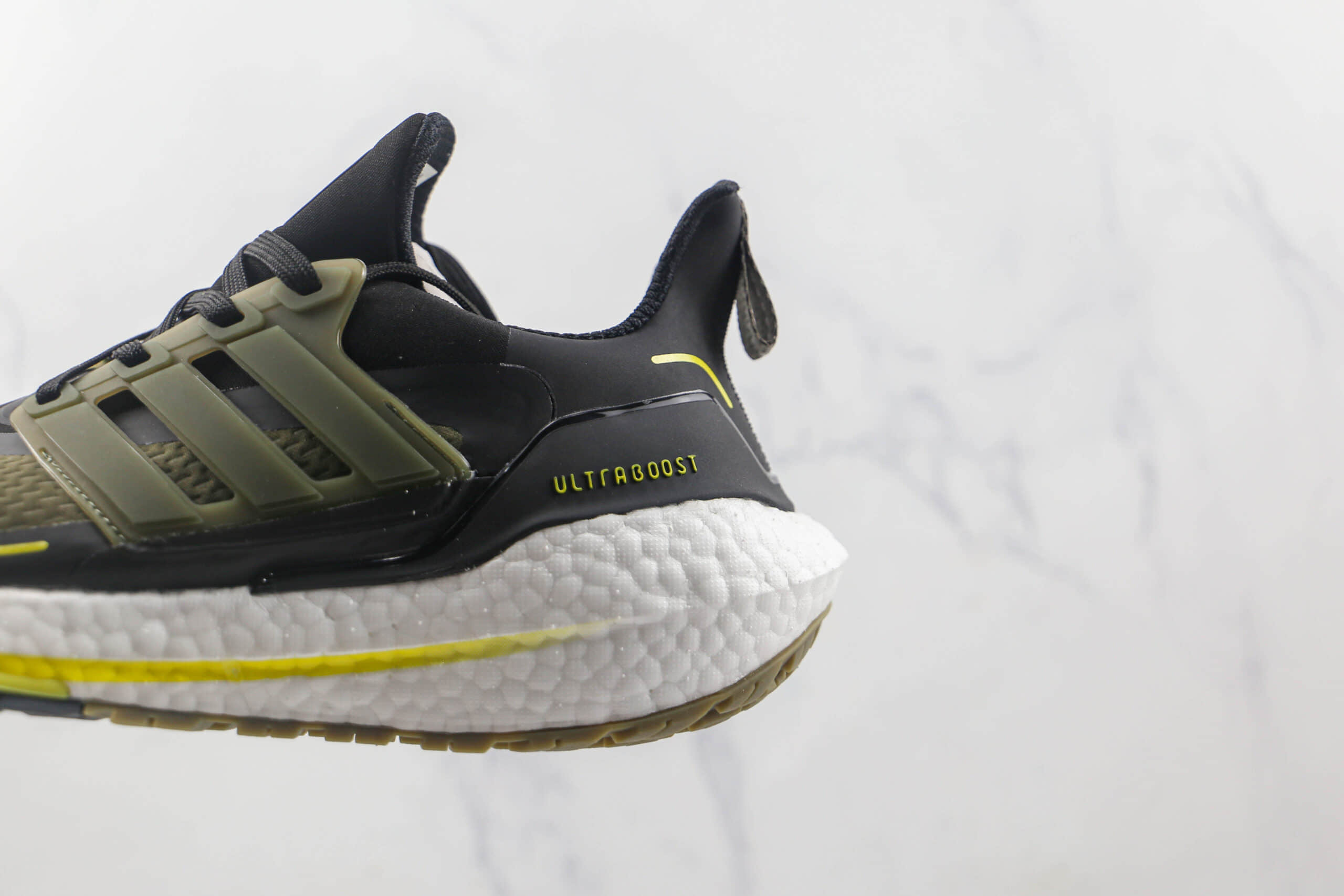 阿迪达斯Adidas Ultra Boost 21 Consortium纯原版本黑橄榄绿UB7.0爆米花跑鞋原档案数据开发 货号：S23896