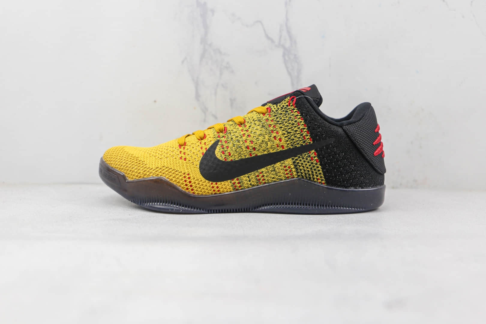 耐克Nike Kobe 11 Low Bruce Lee纯原版本科比11代李小龙配色篮球鞋原楦头纸板打造 货号：822675-706