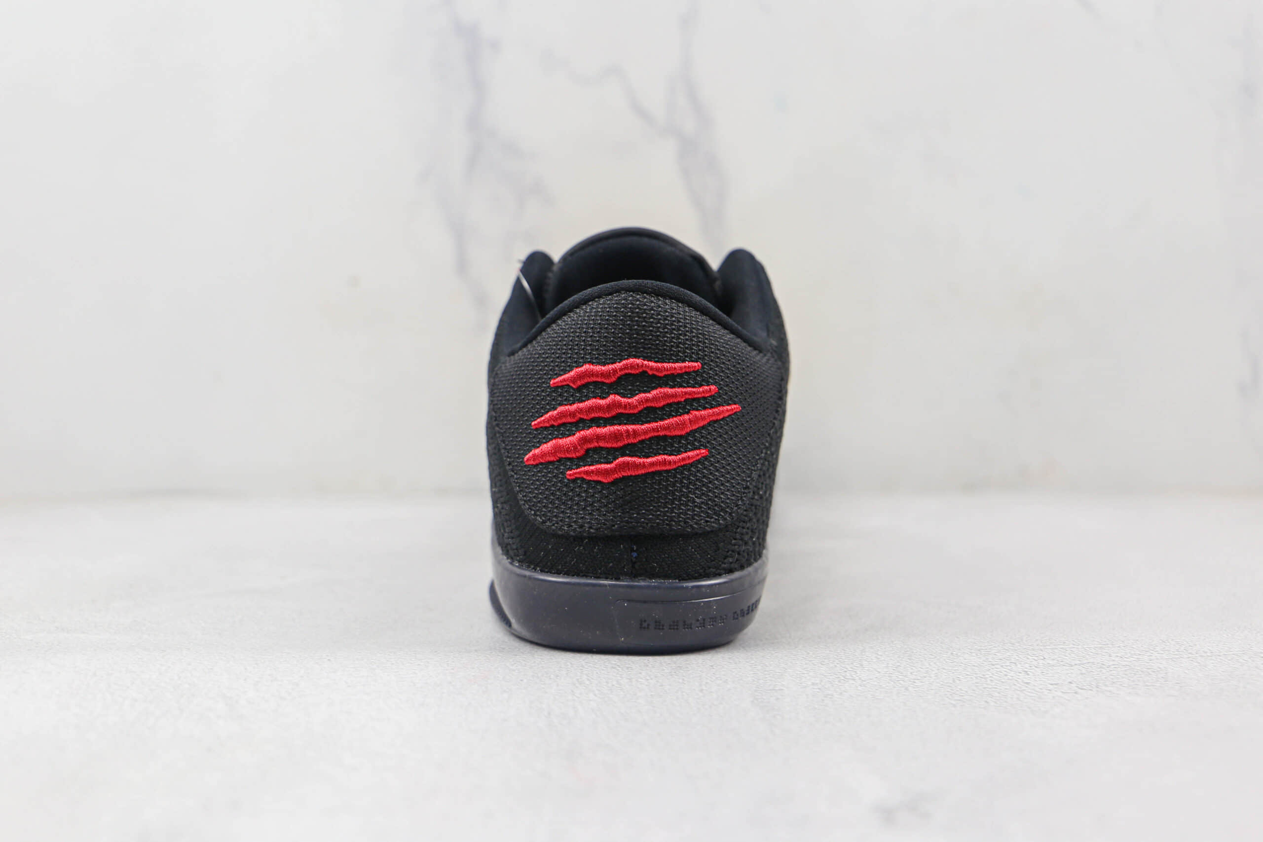 耐克Nike Kobe 11 Low Bruce Lee纯原版本科比11代李小龙配色篮球鞋原楦头纸板打造 货号：822675-706