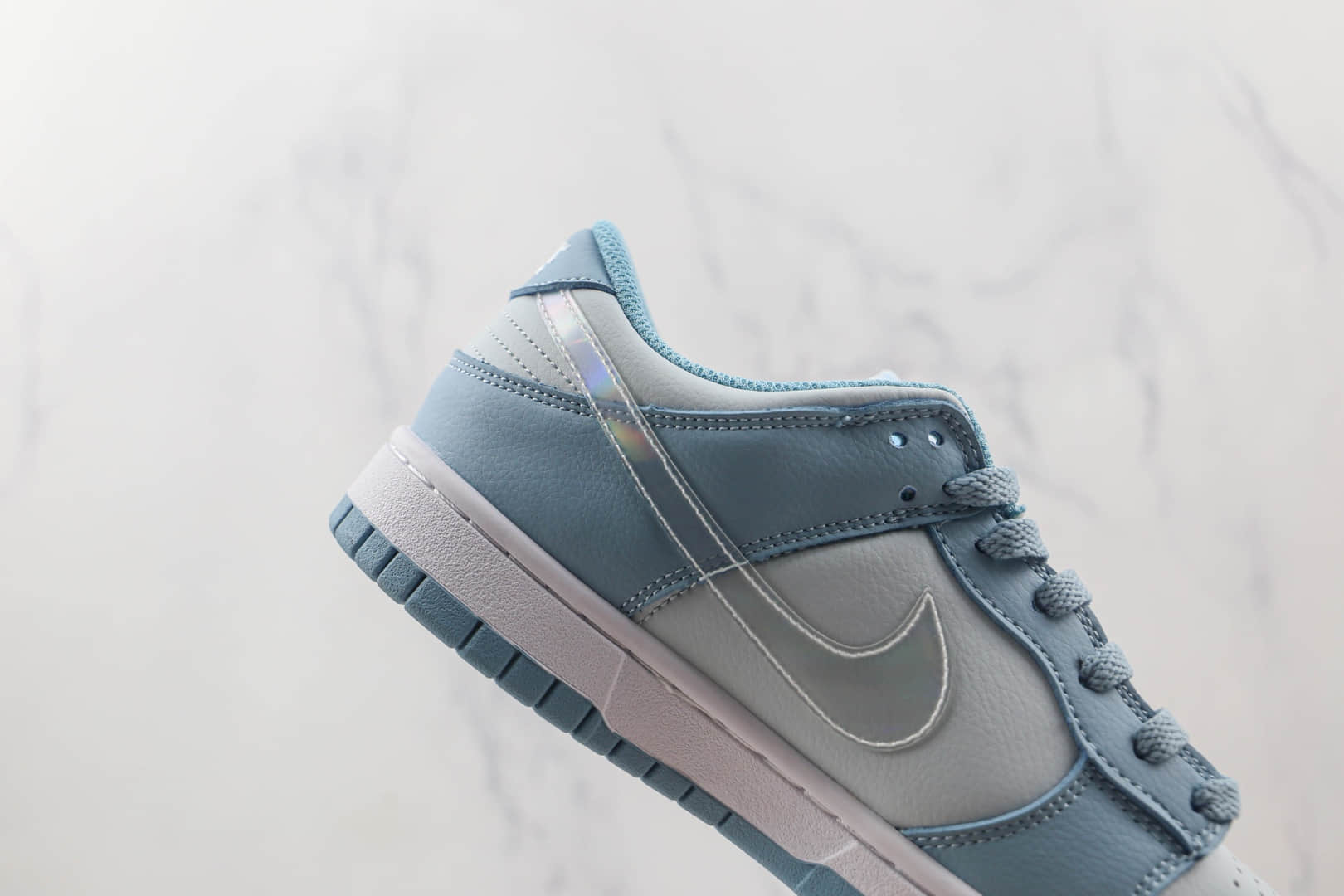 耐克Nike SB Dunk Low Pro纯原版本低帮SB DUNK蓝色透明勾板鞋内置气垫 货号：DH9765-401