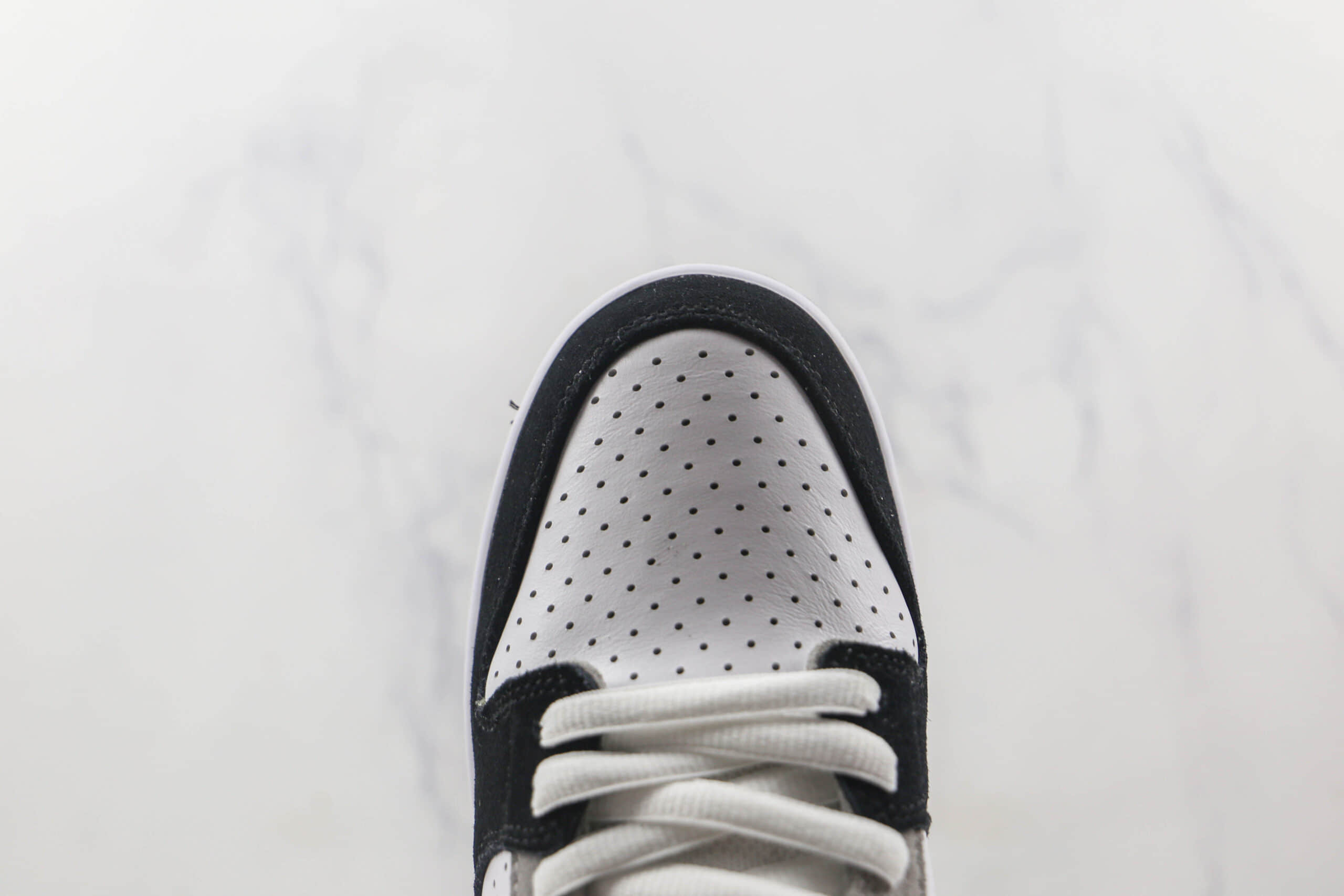 耐克Nike Dunk SB Chlorophyll纯原版本低帮SB DUNK灰白黑叶绿素配色板鞋原楦头纸板打造 货号：BQ6817-011