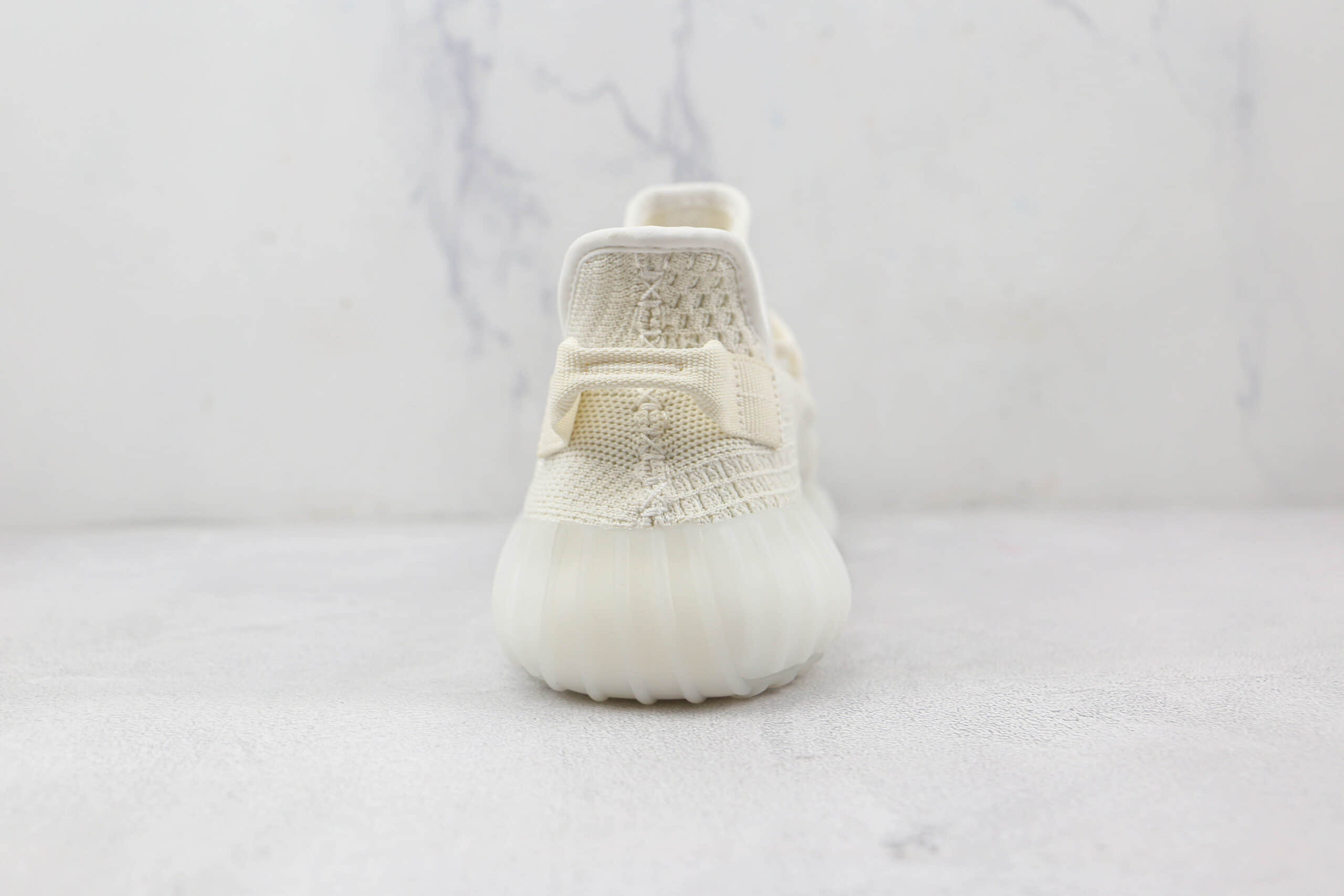 阿迪达斯Adidas Yeezy Boost 350v2纯原版本白色镂空配色爆米花跑鞋原鞋开模一比一打造 货号：HQ6316