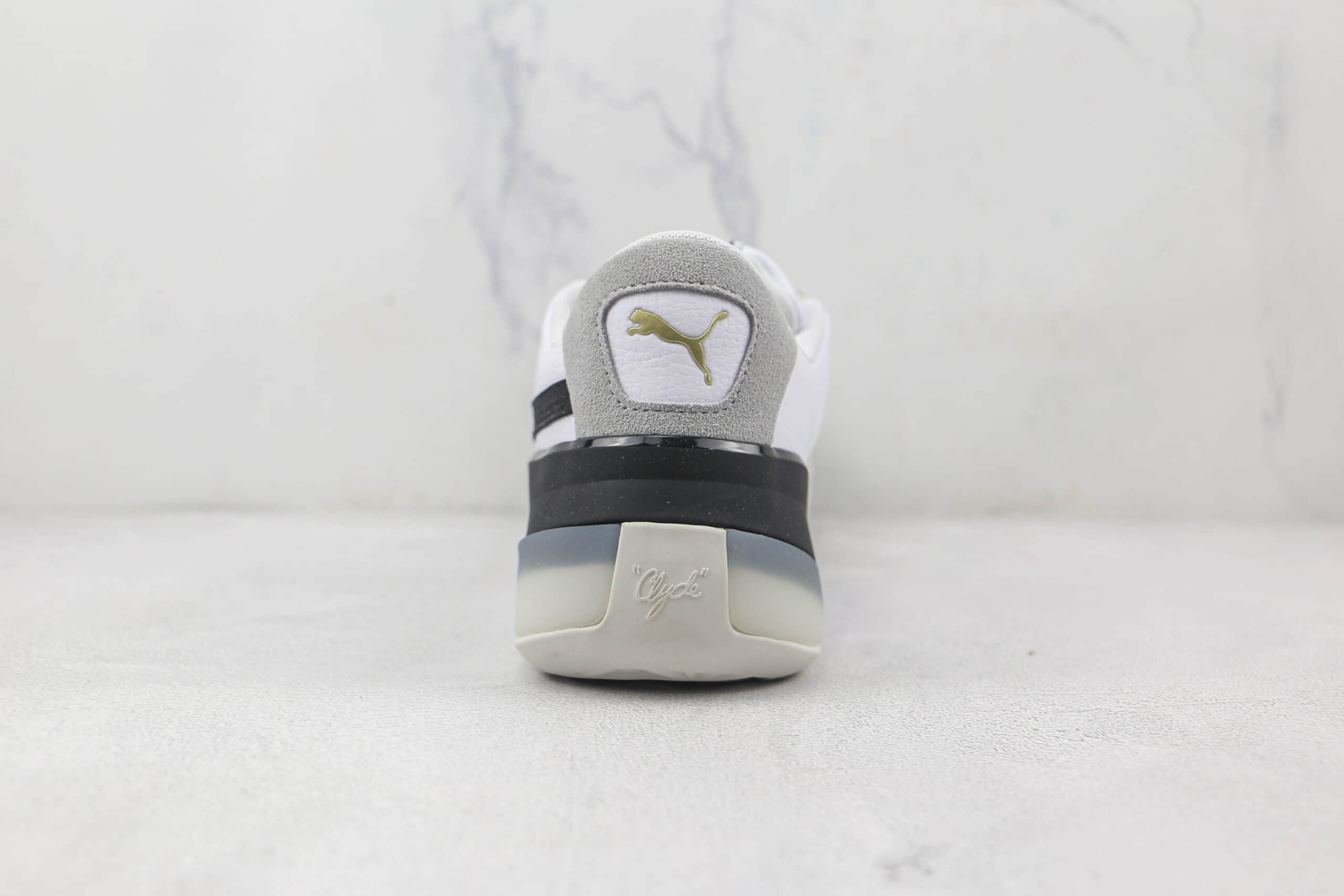 彪马PUMAClyde Hardwood纯原版本库兹马系列白黑浅灰篮球鞋原档案数据开发 货号：19366301